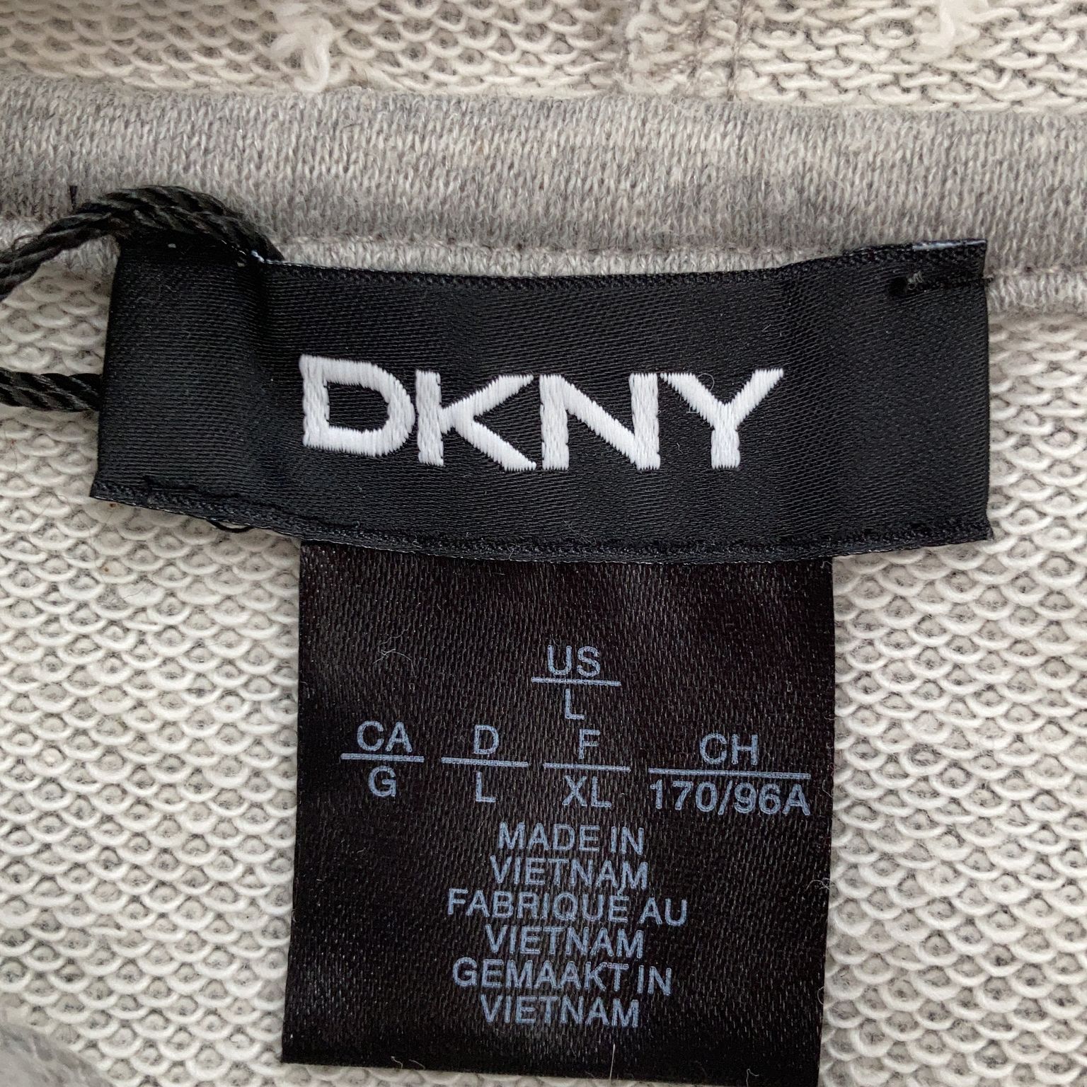 DKNY