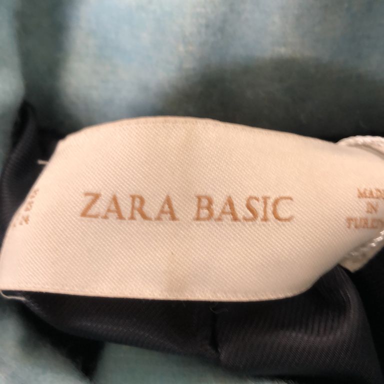 Zara Basic