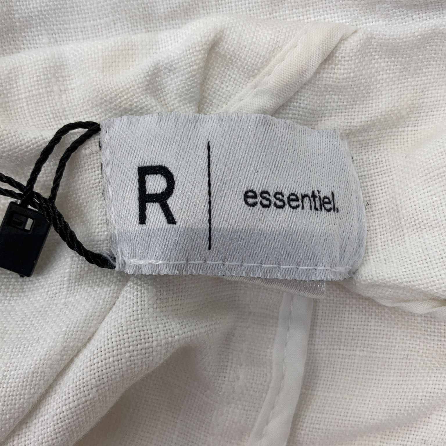 R Essentiel