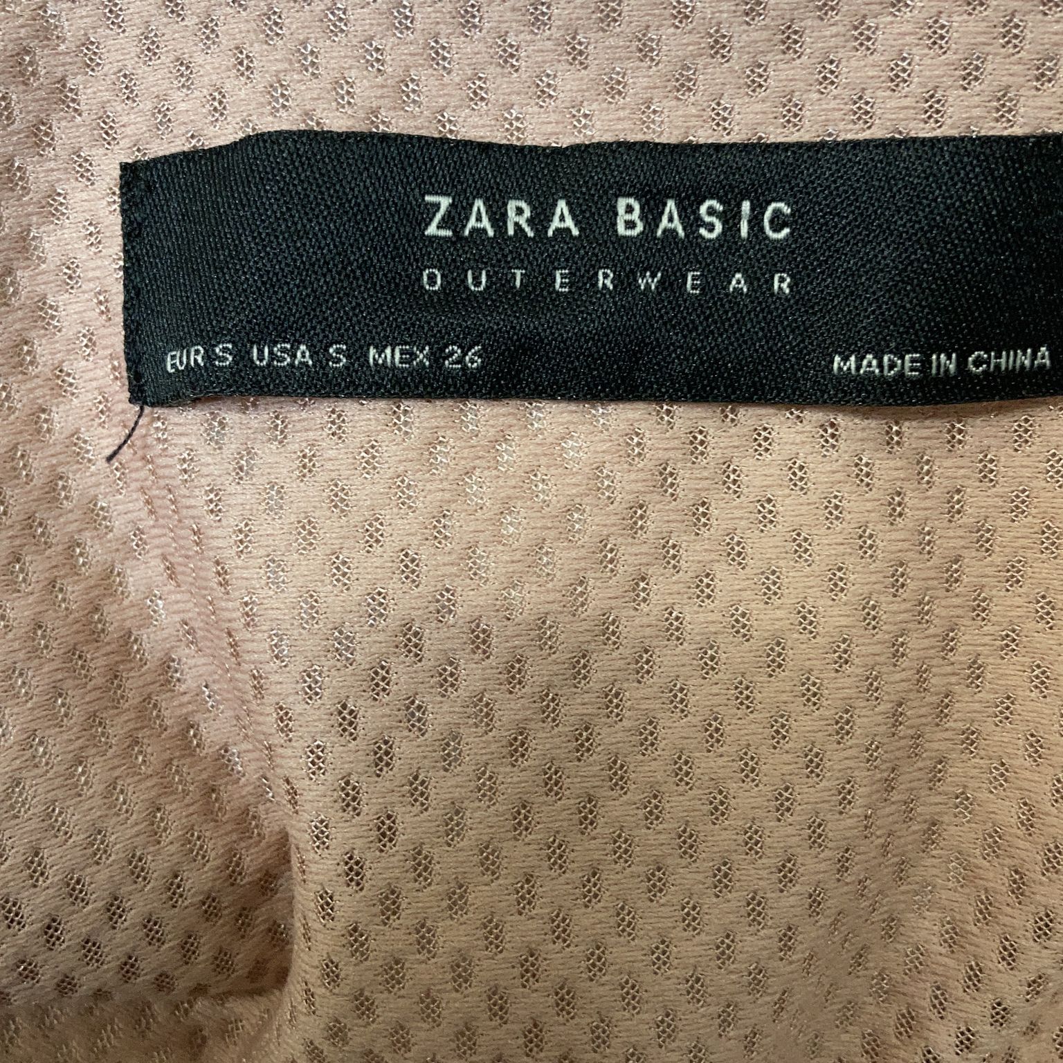 Zara Basic