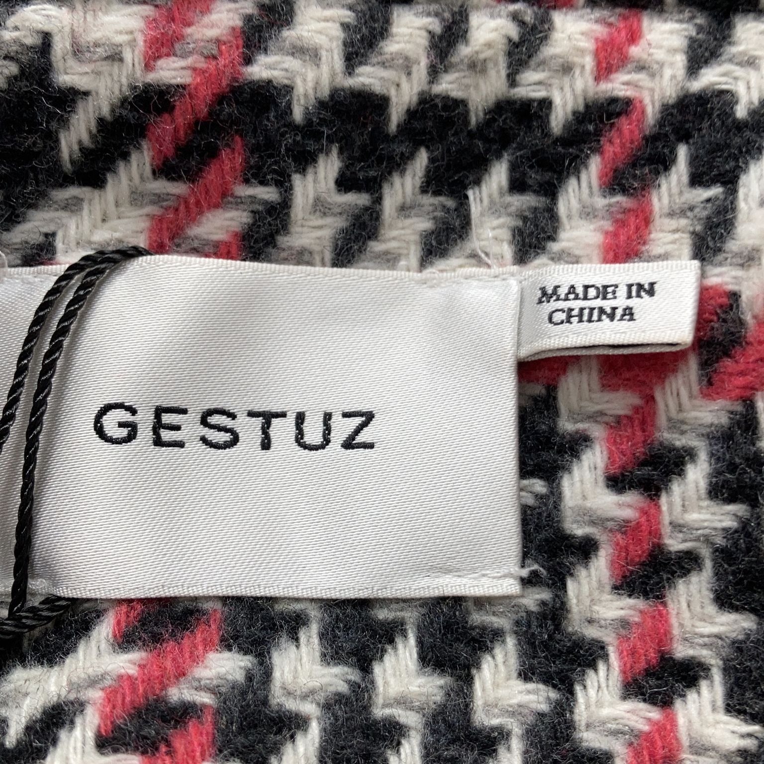 Gestuz