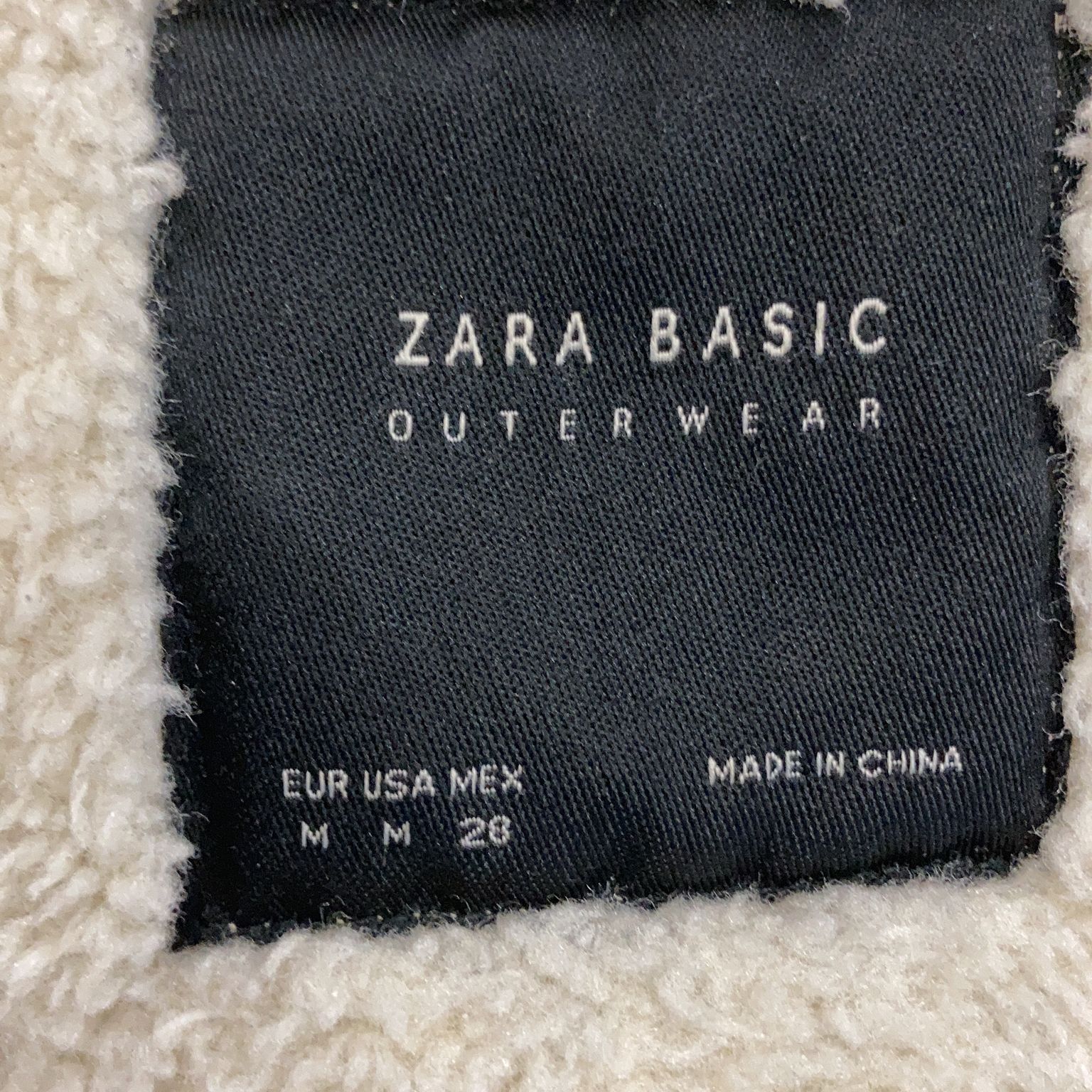 Zara Basic