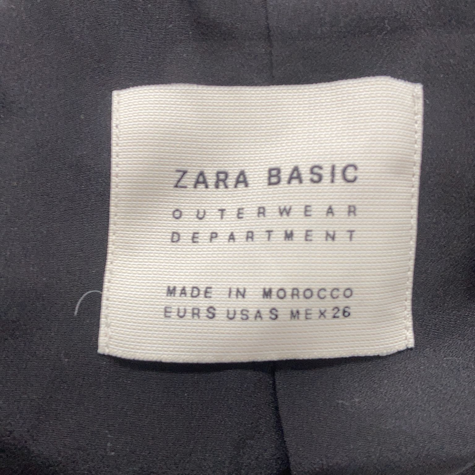 Zara Basic