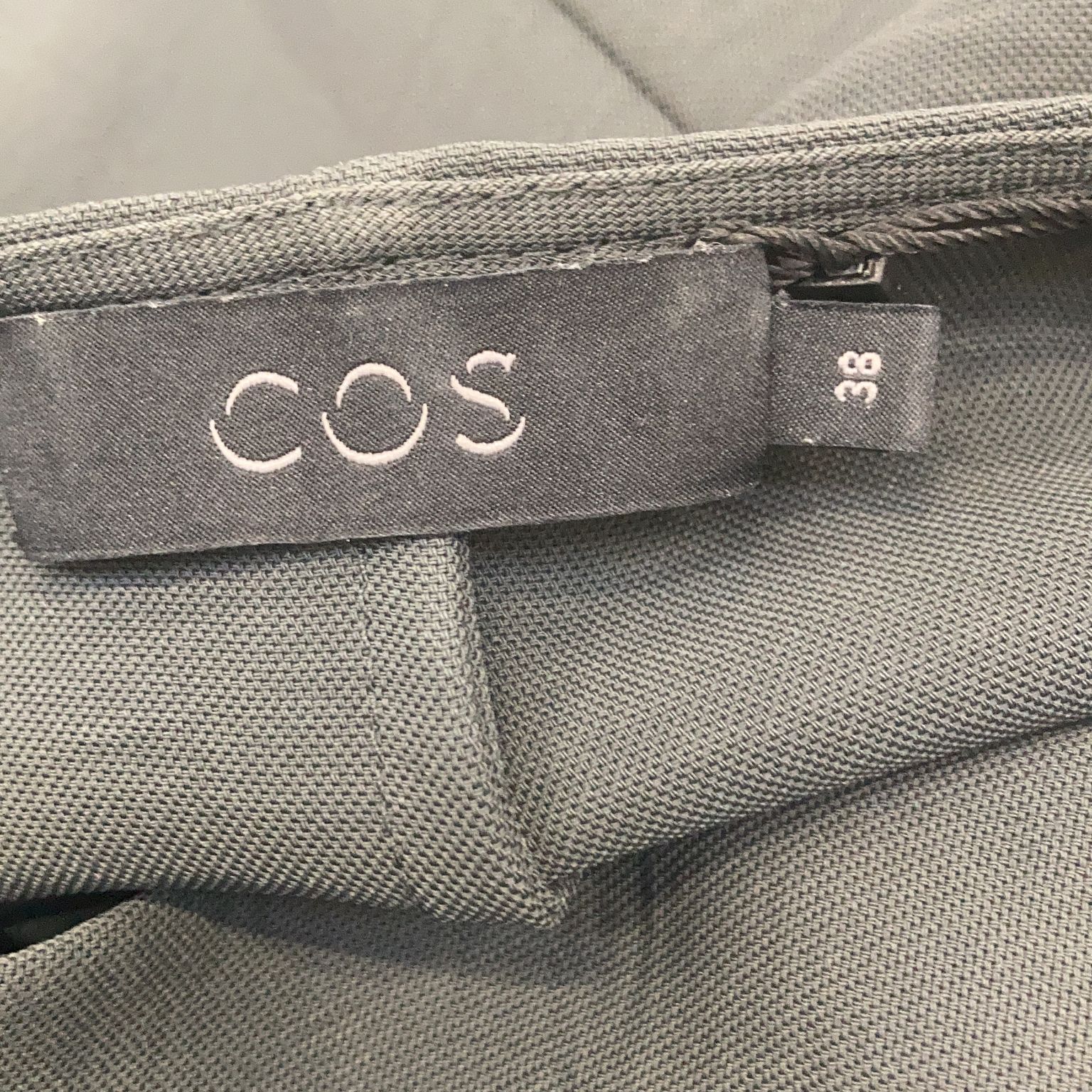 COS