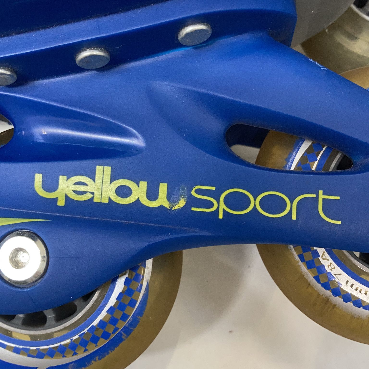 Yellow Sport