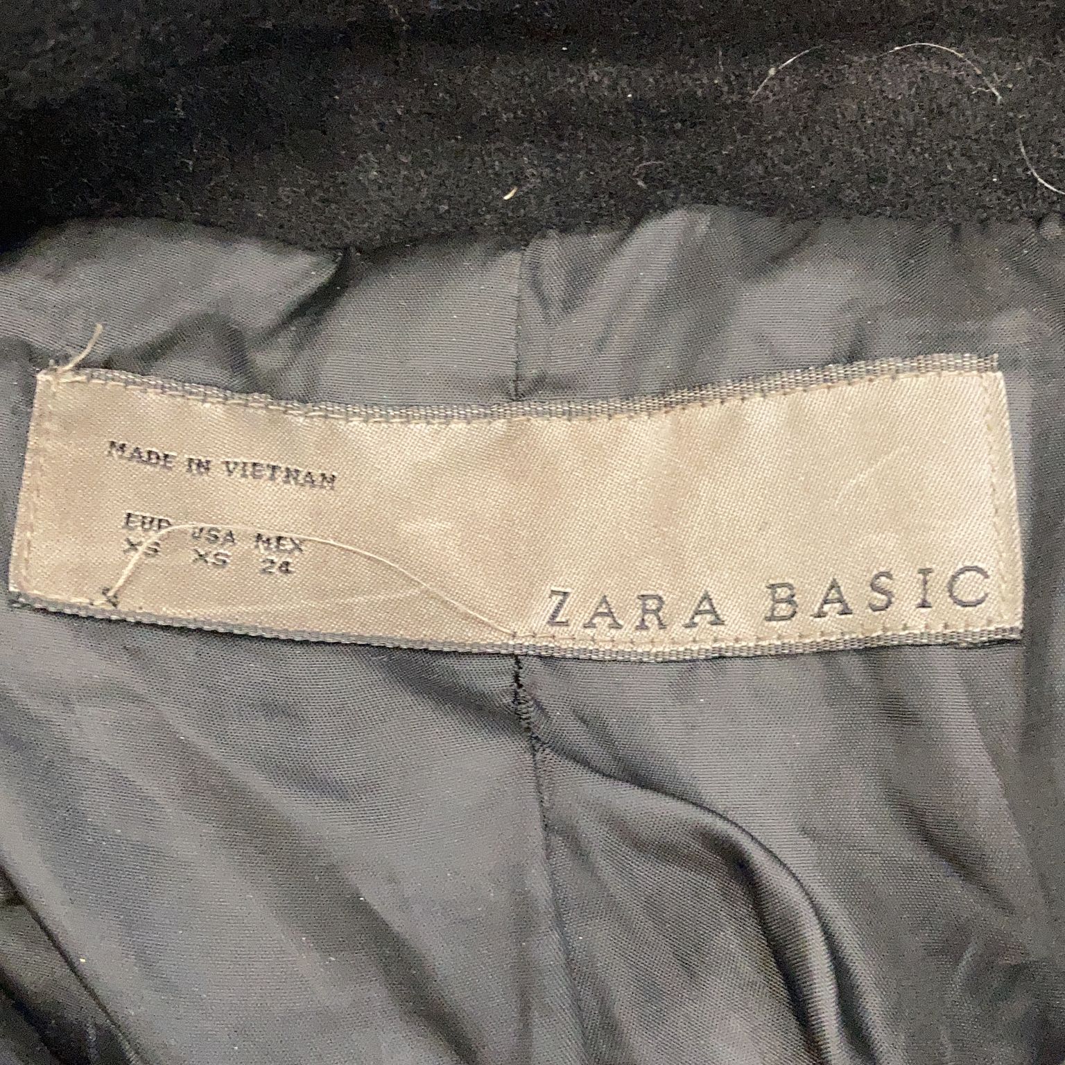 Zara Basic