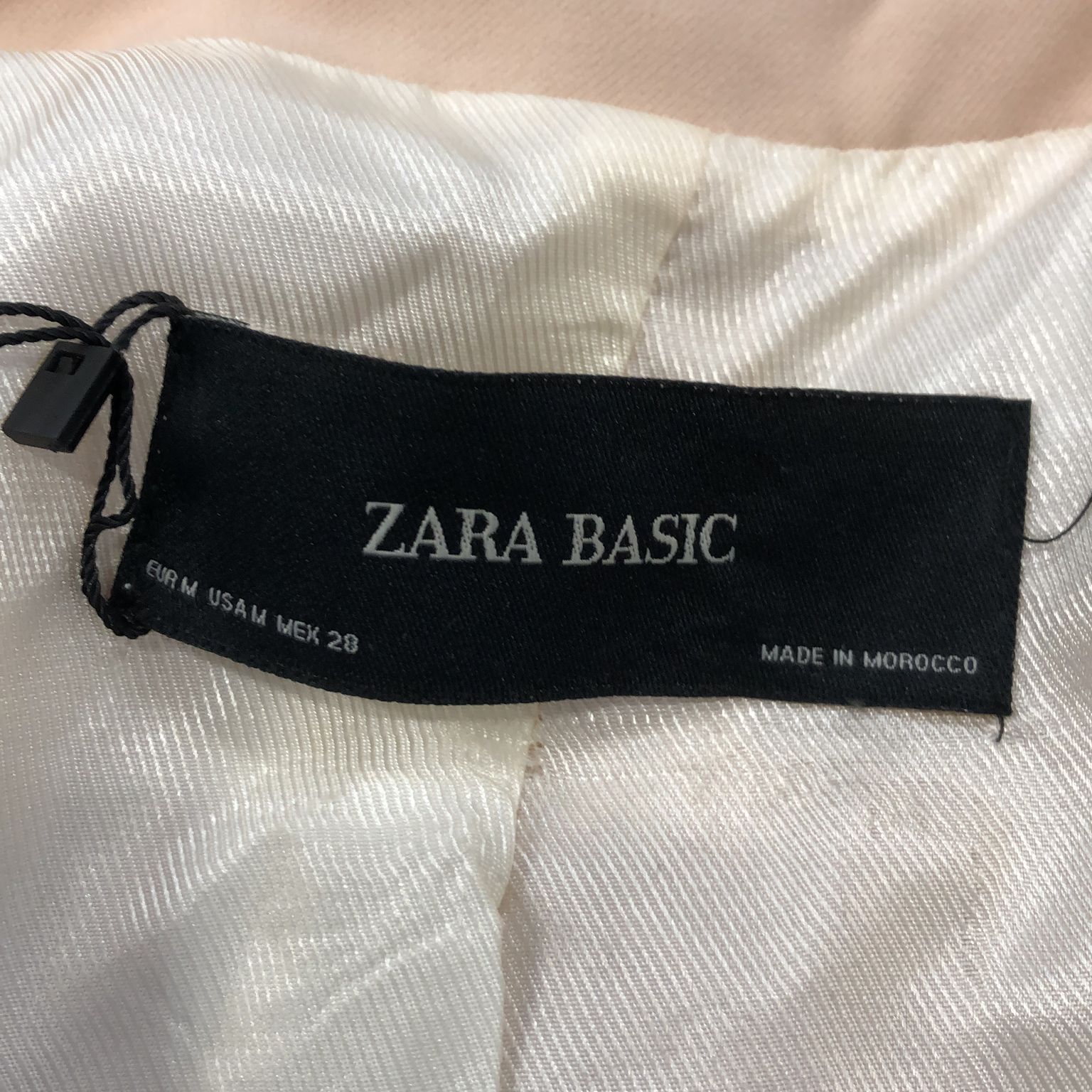 Zara Basic