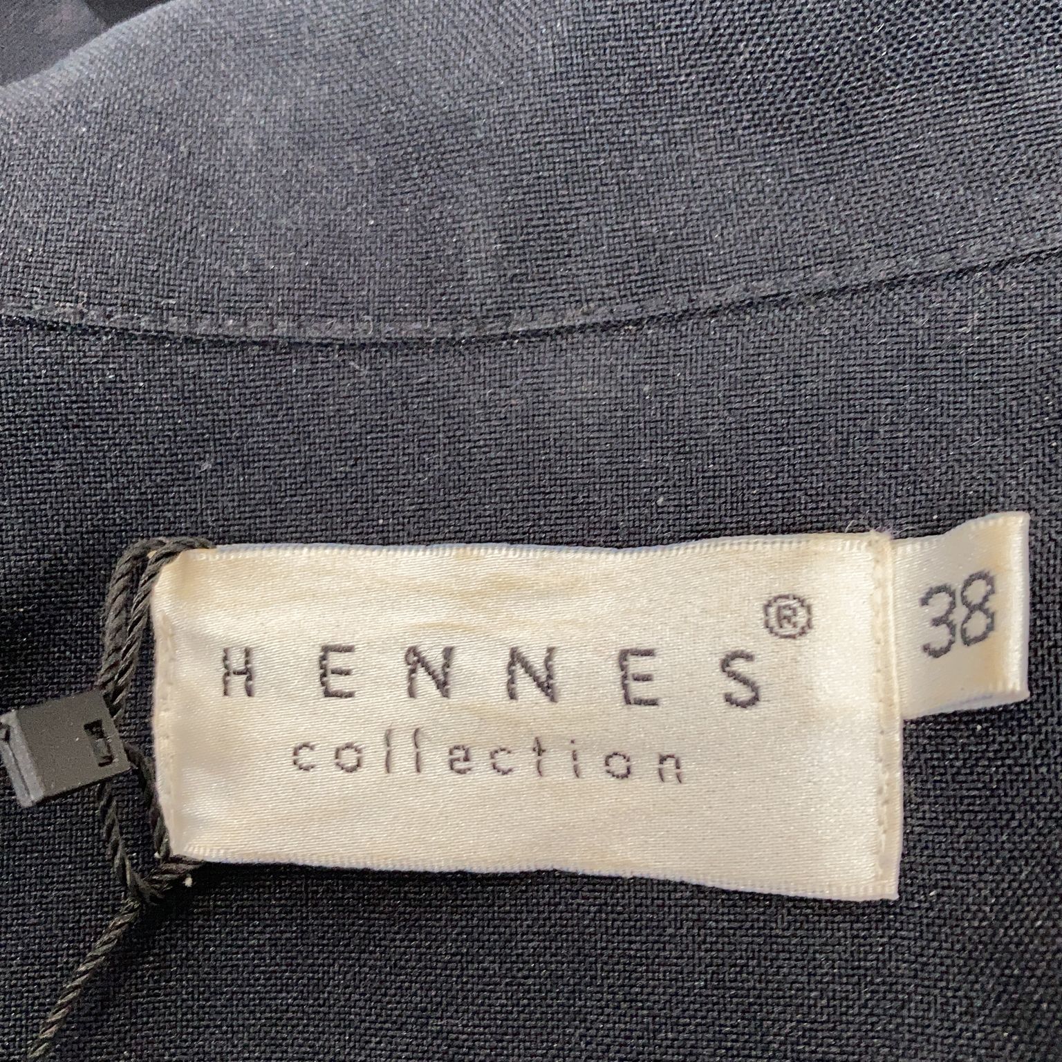 Hennes Collection