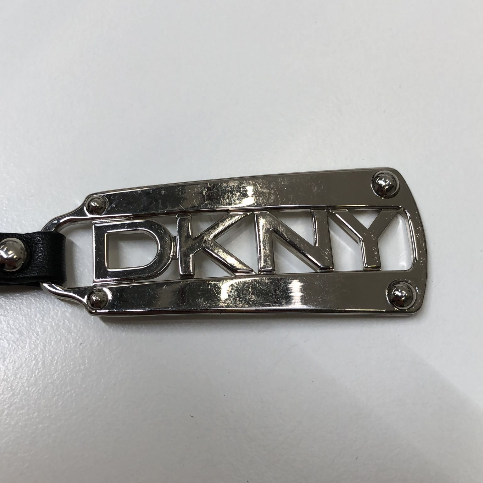 DKNY