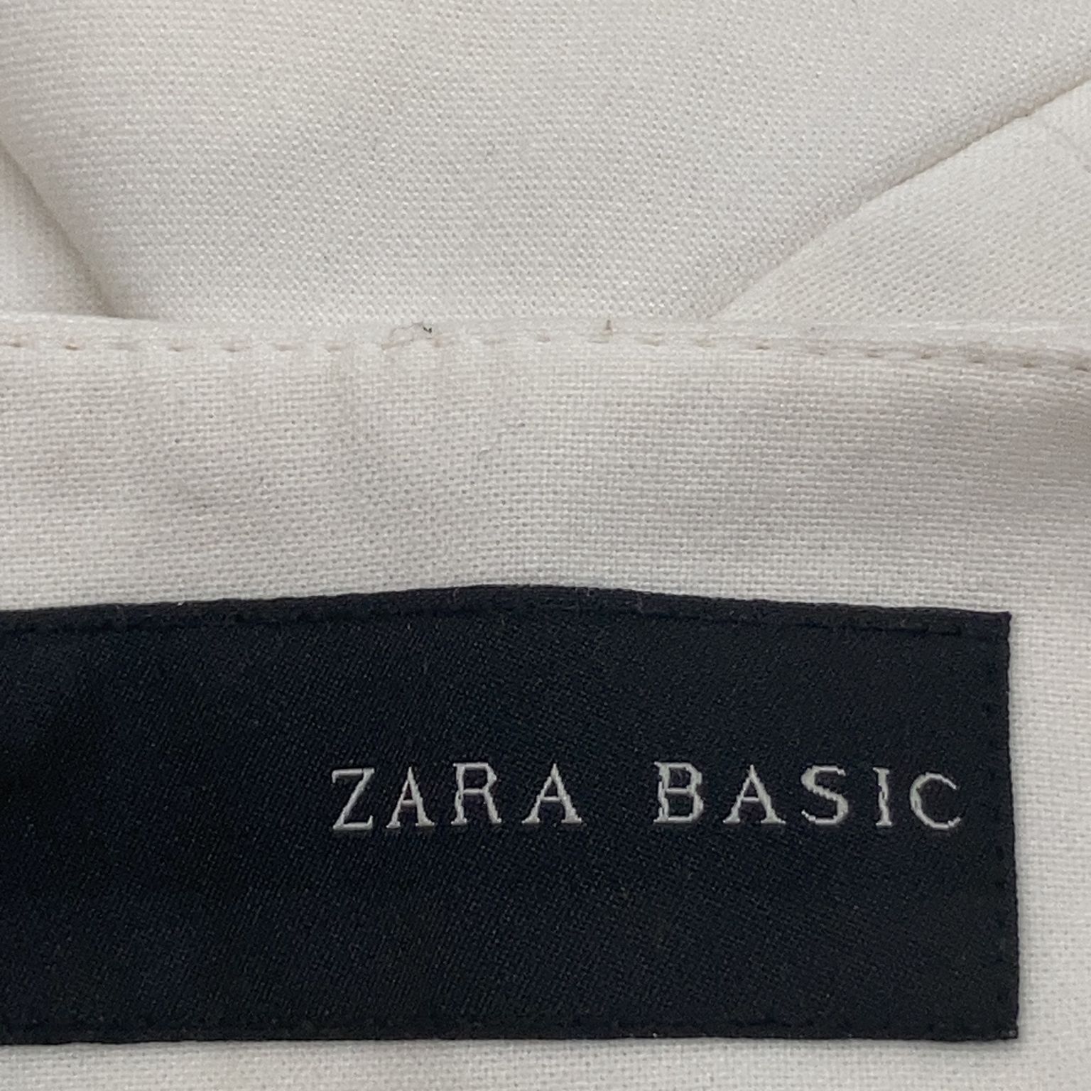 Zara Basic