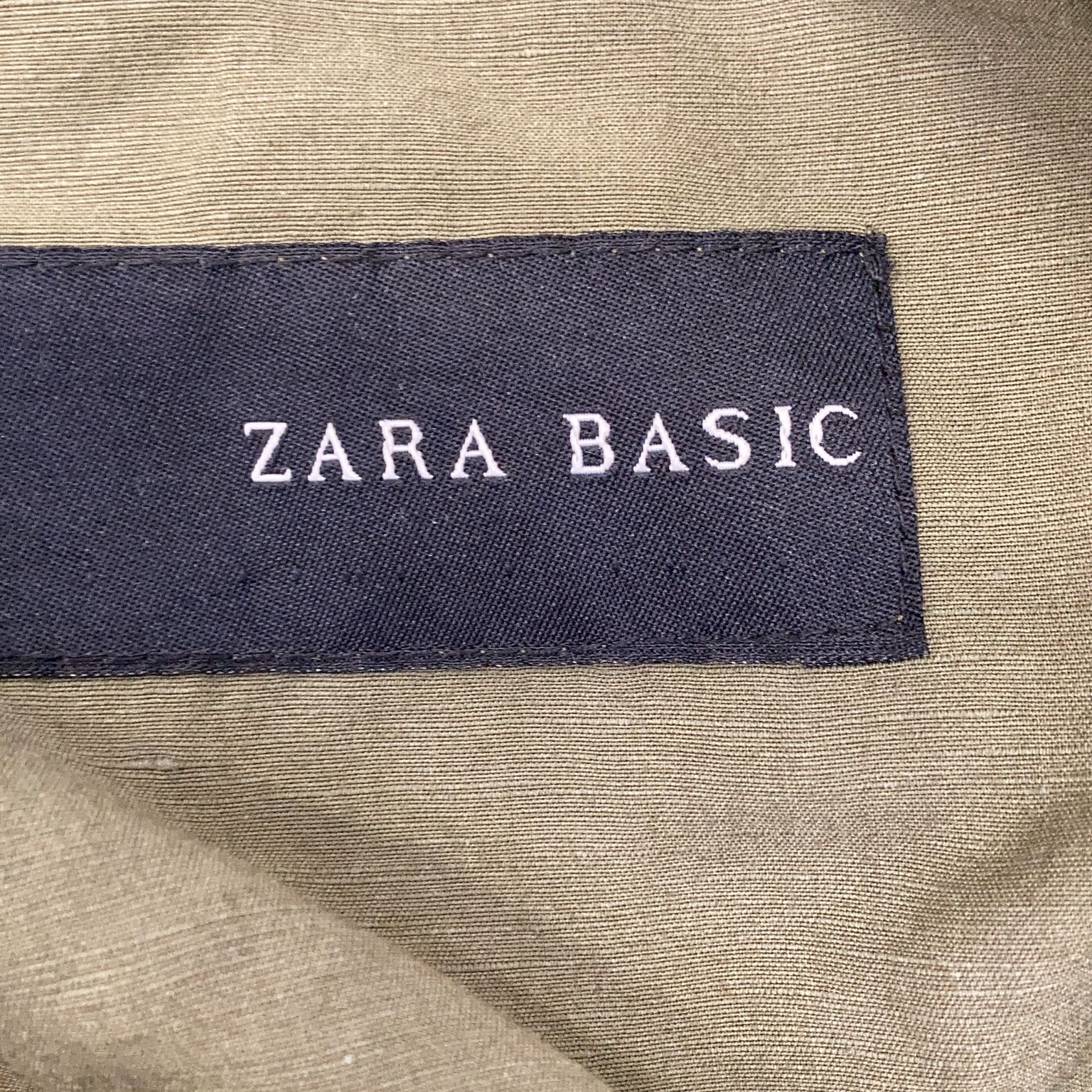 Zara Basic