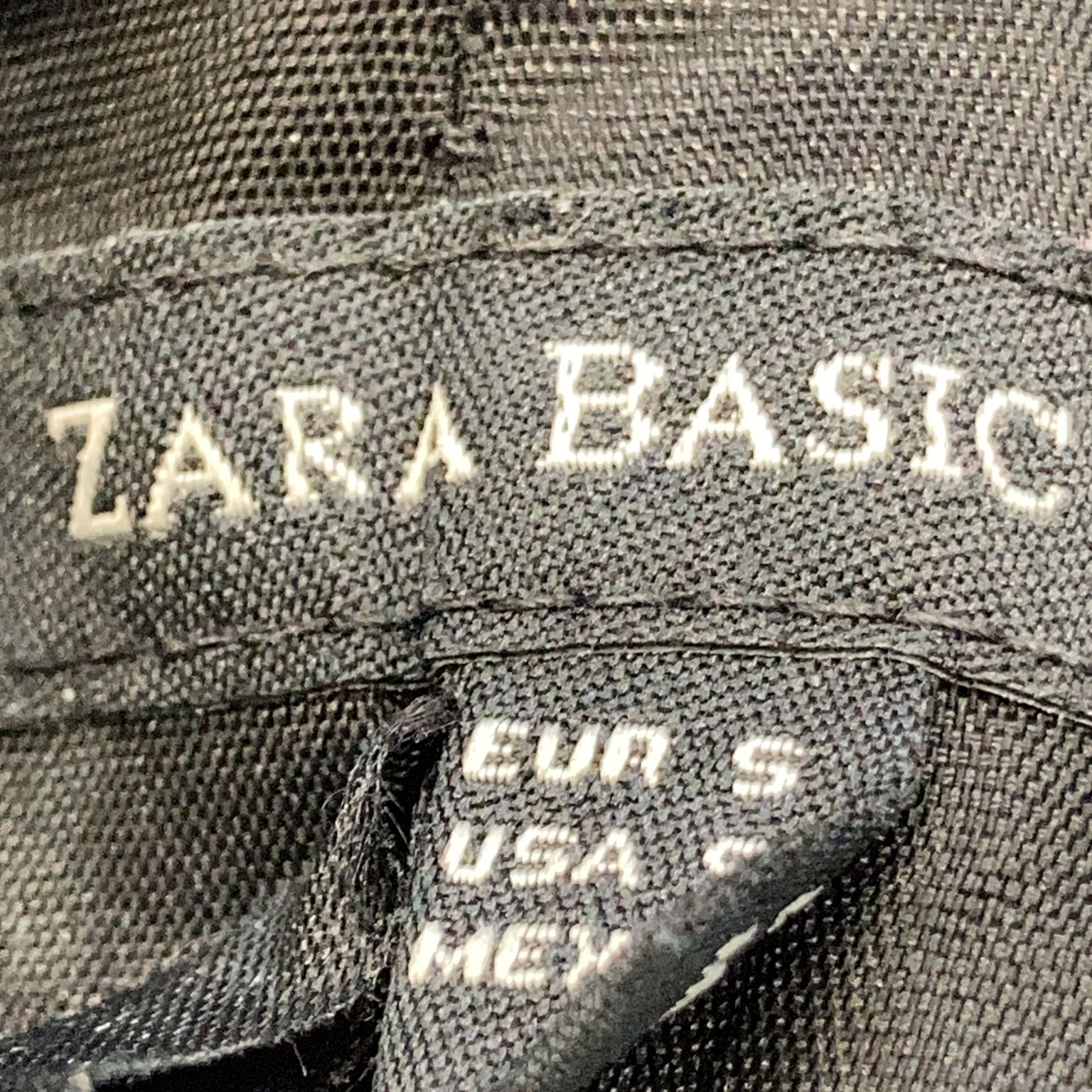 Zara Basic