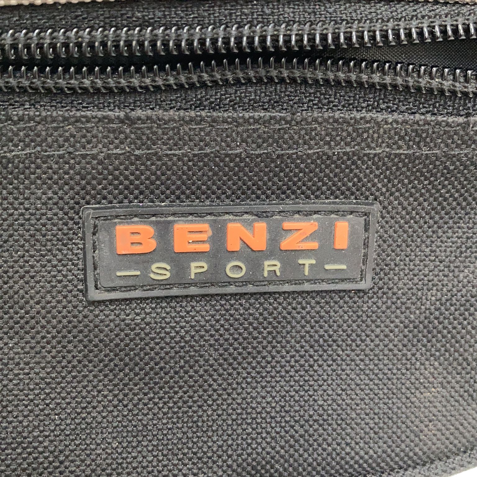 Benzi