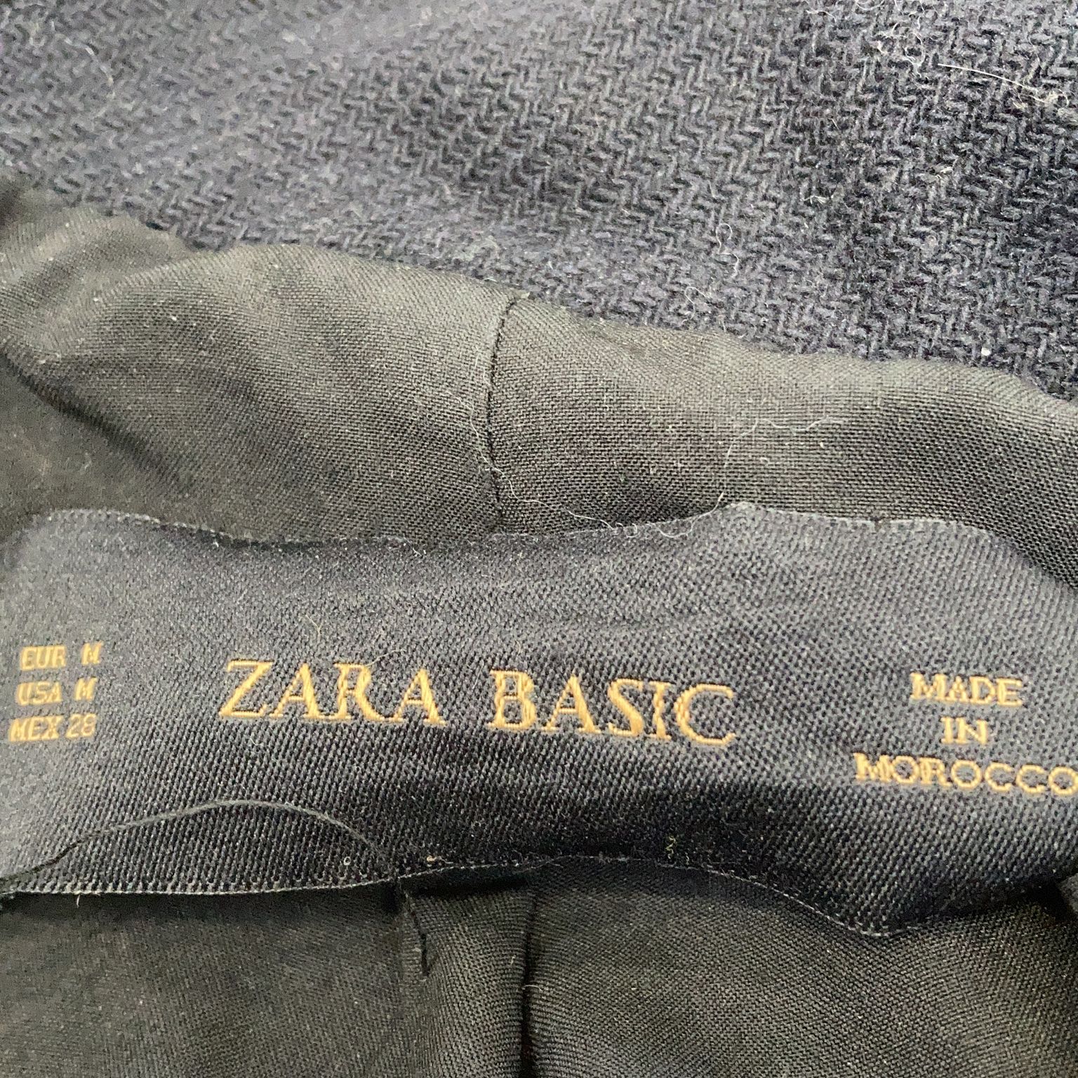 Zara Basic