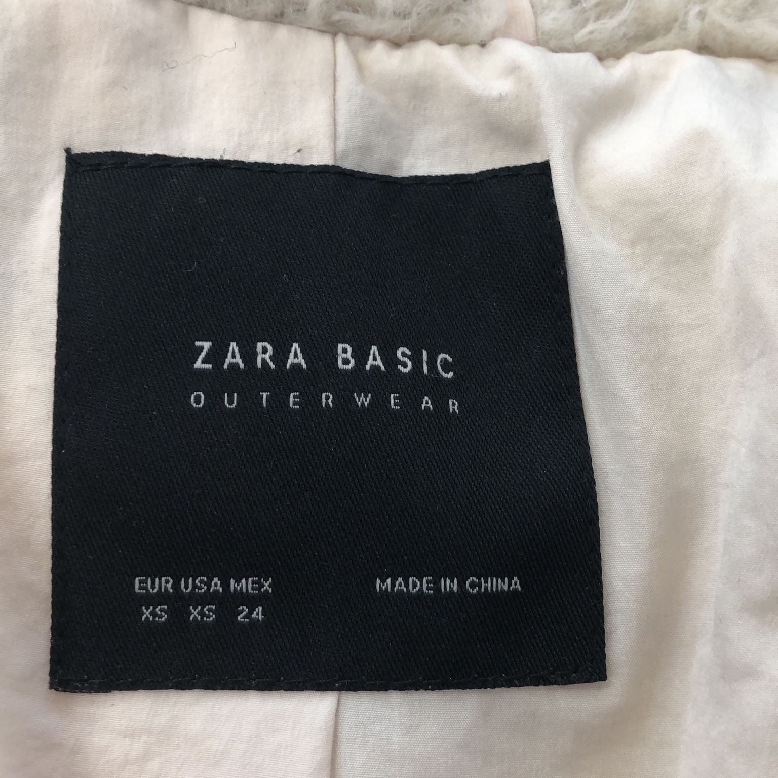 Zara Basic