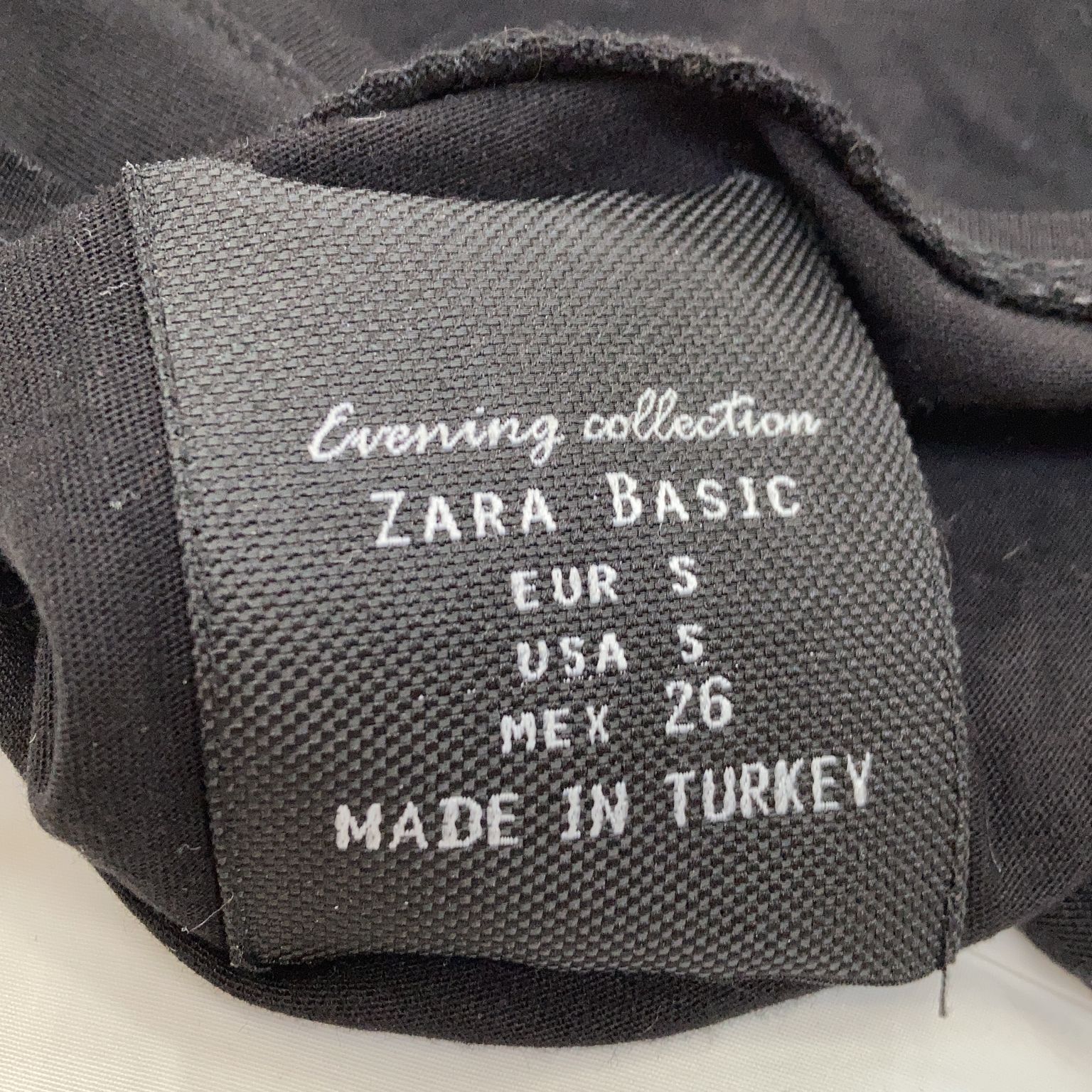 Zara Basic