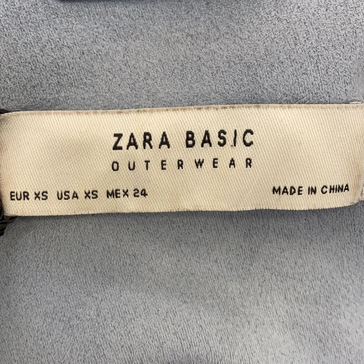 Zara Basic