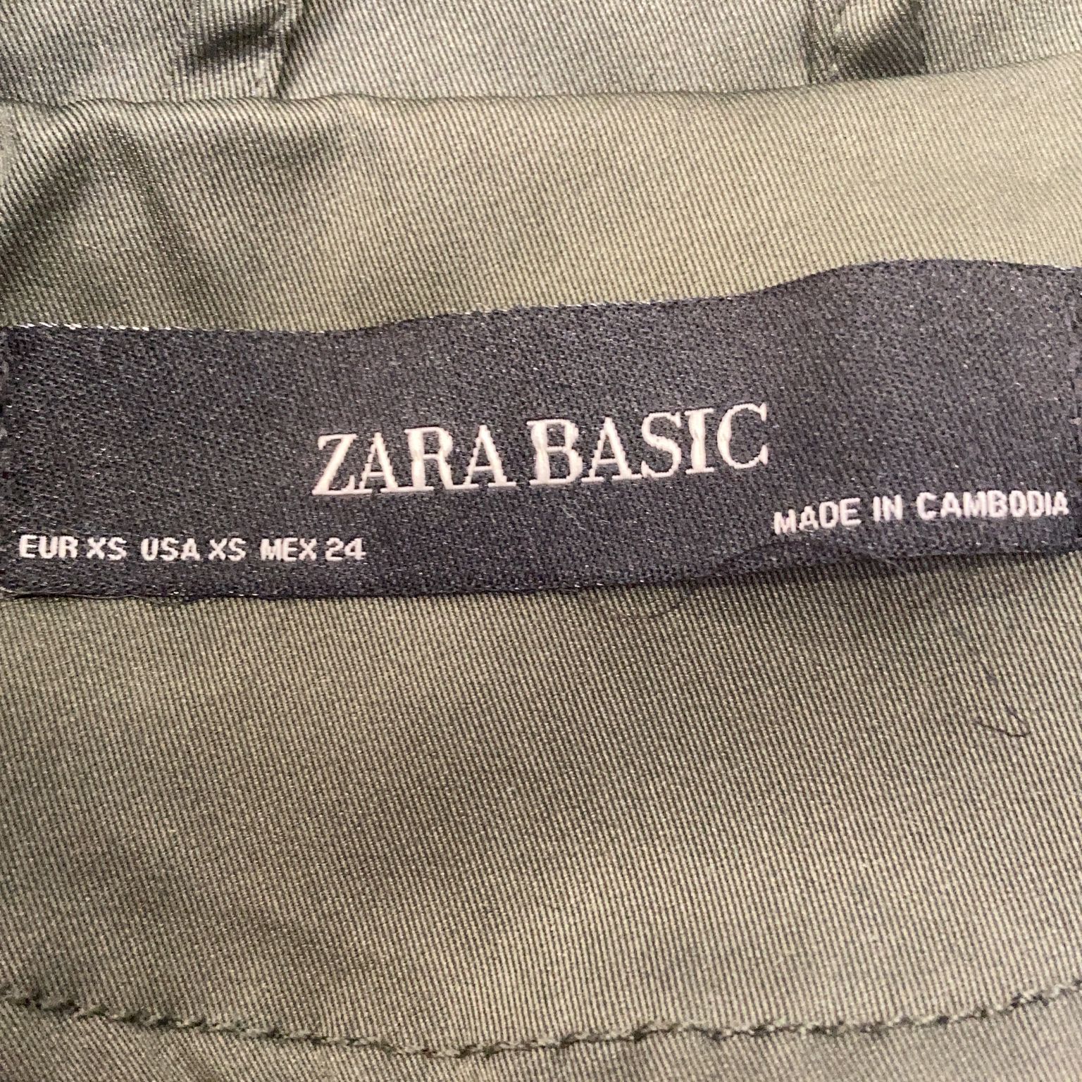 Zara Basic