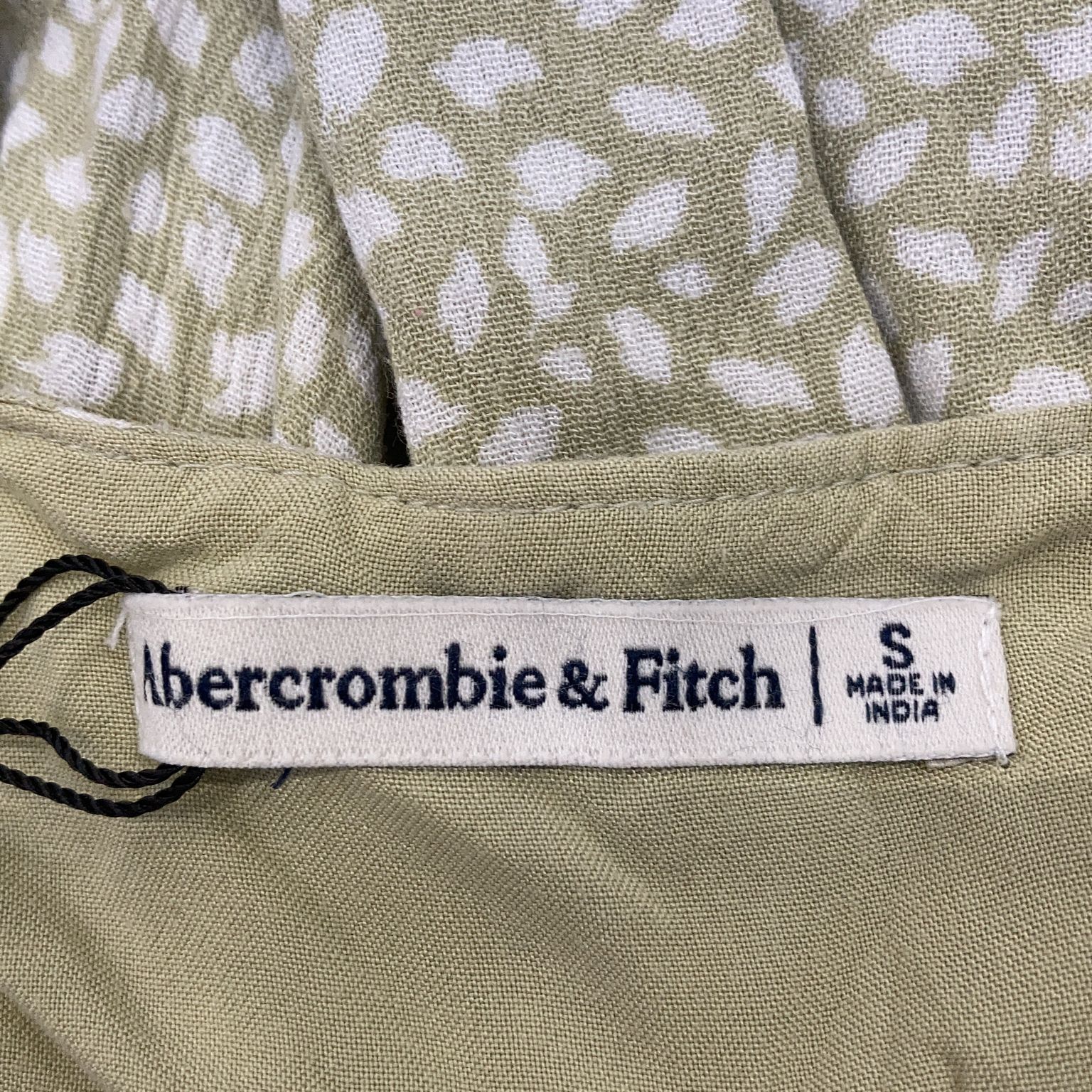 Abercrombie  Fitch