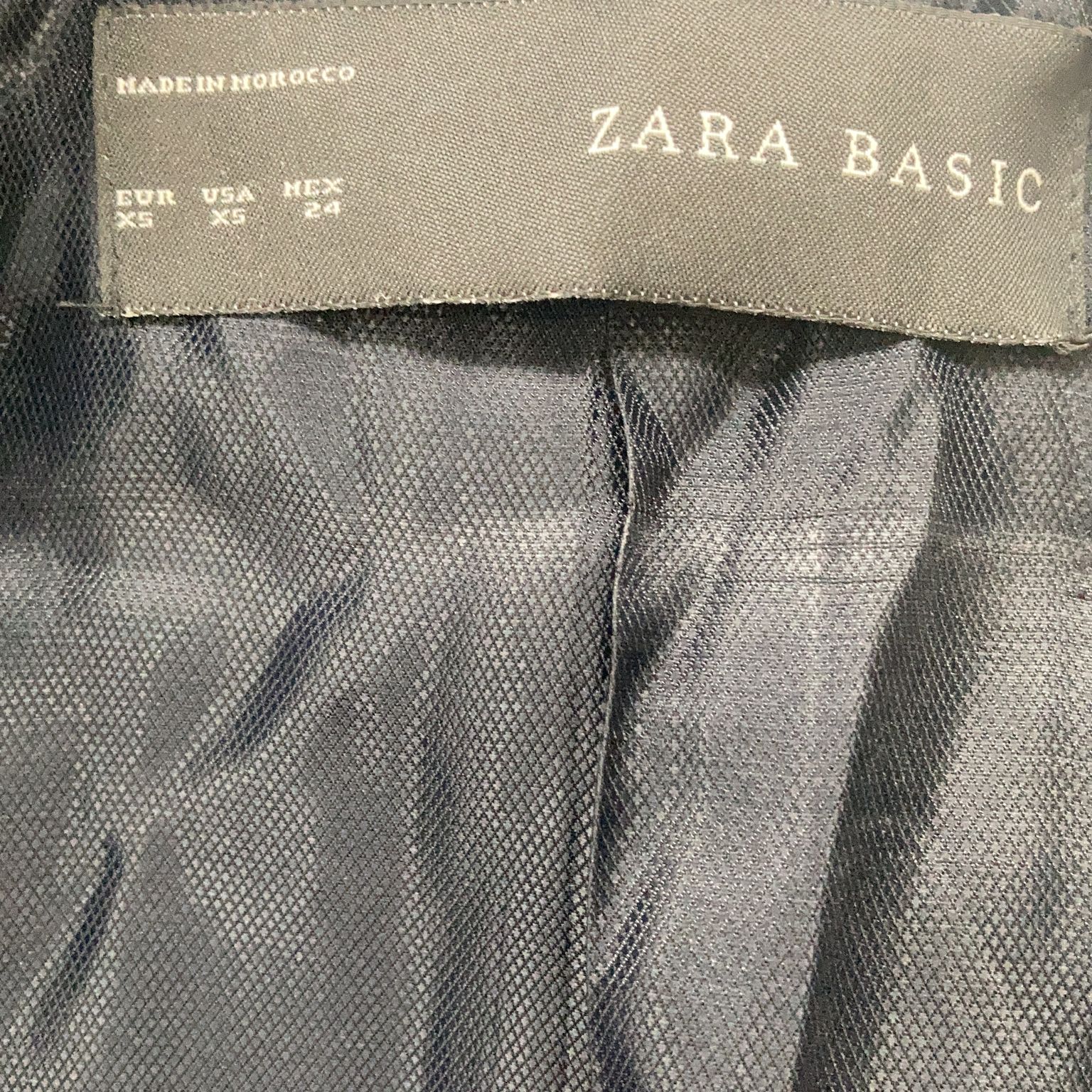 Zara Basic