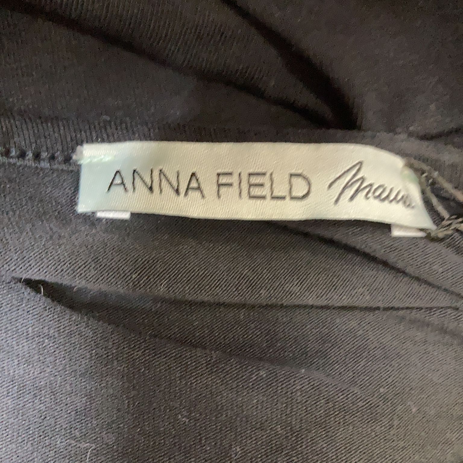 Anna Field Mama