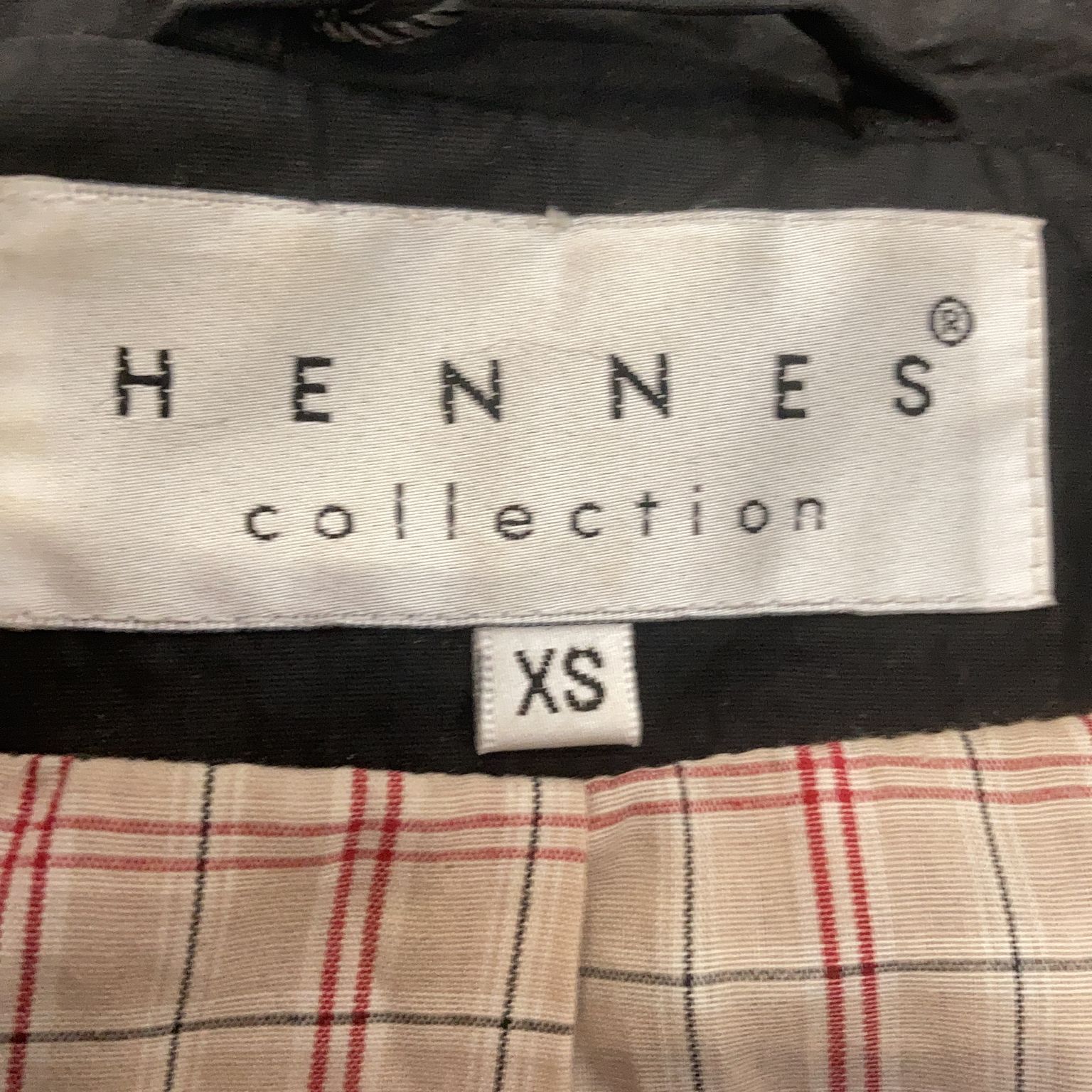 Hennes Collection