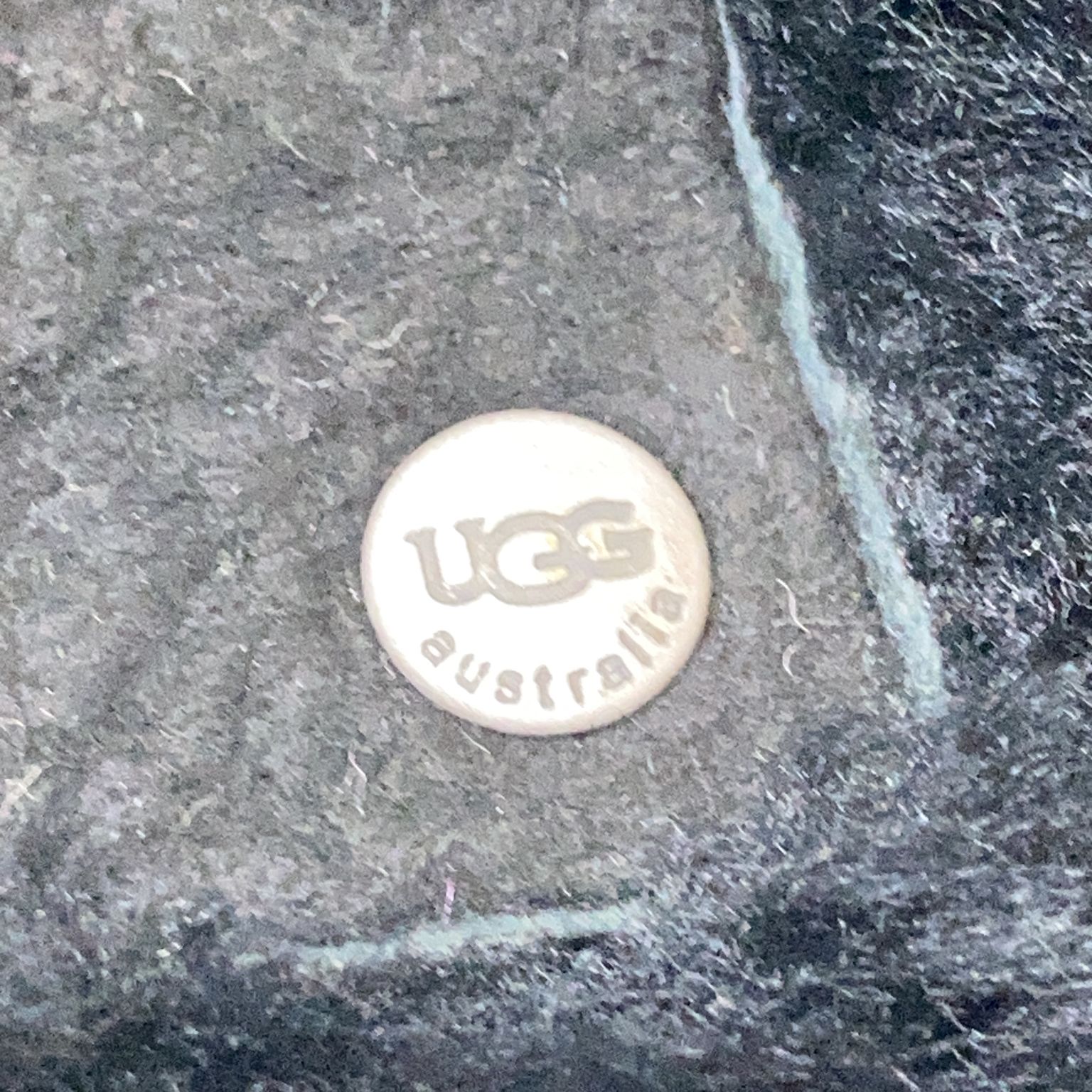 UGG