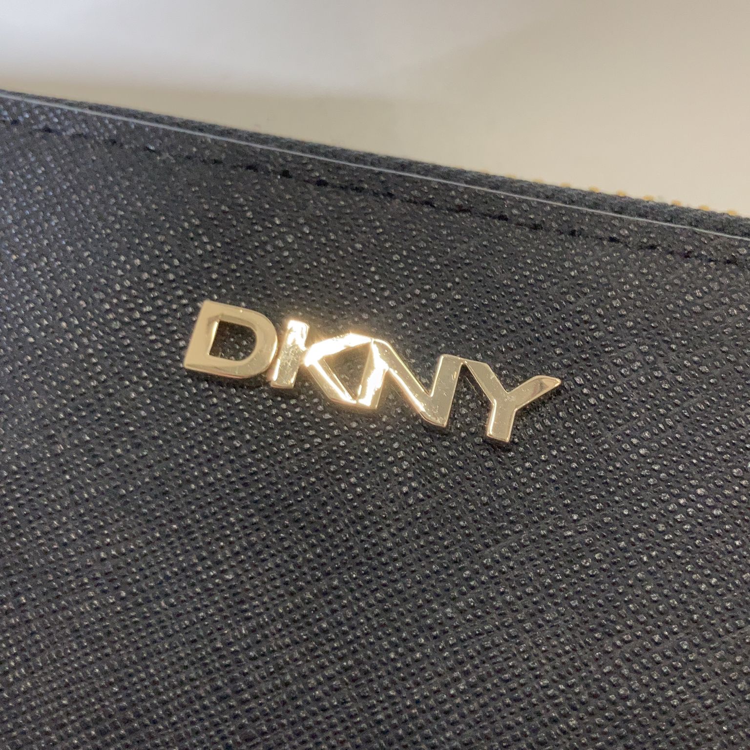 DKNY