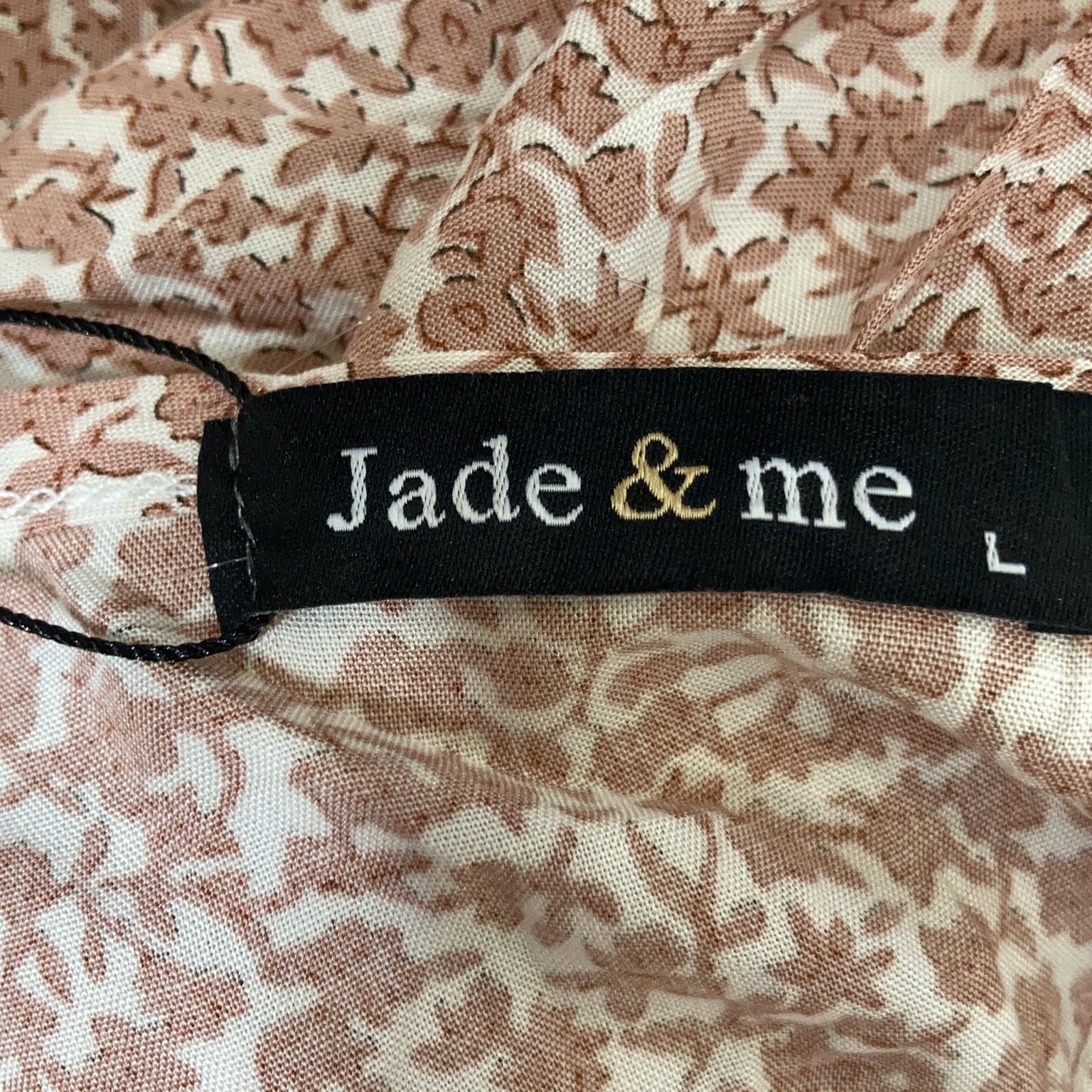 Jade  Me