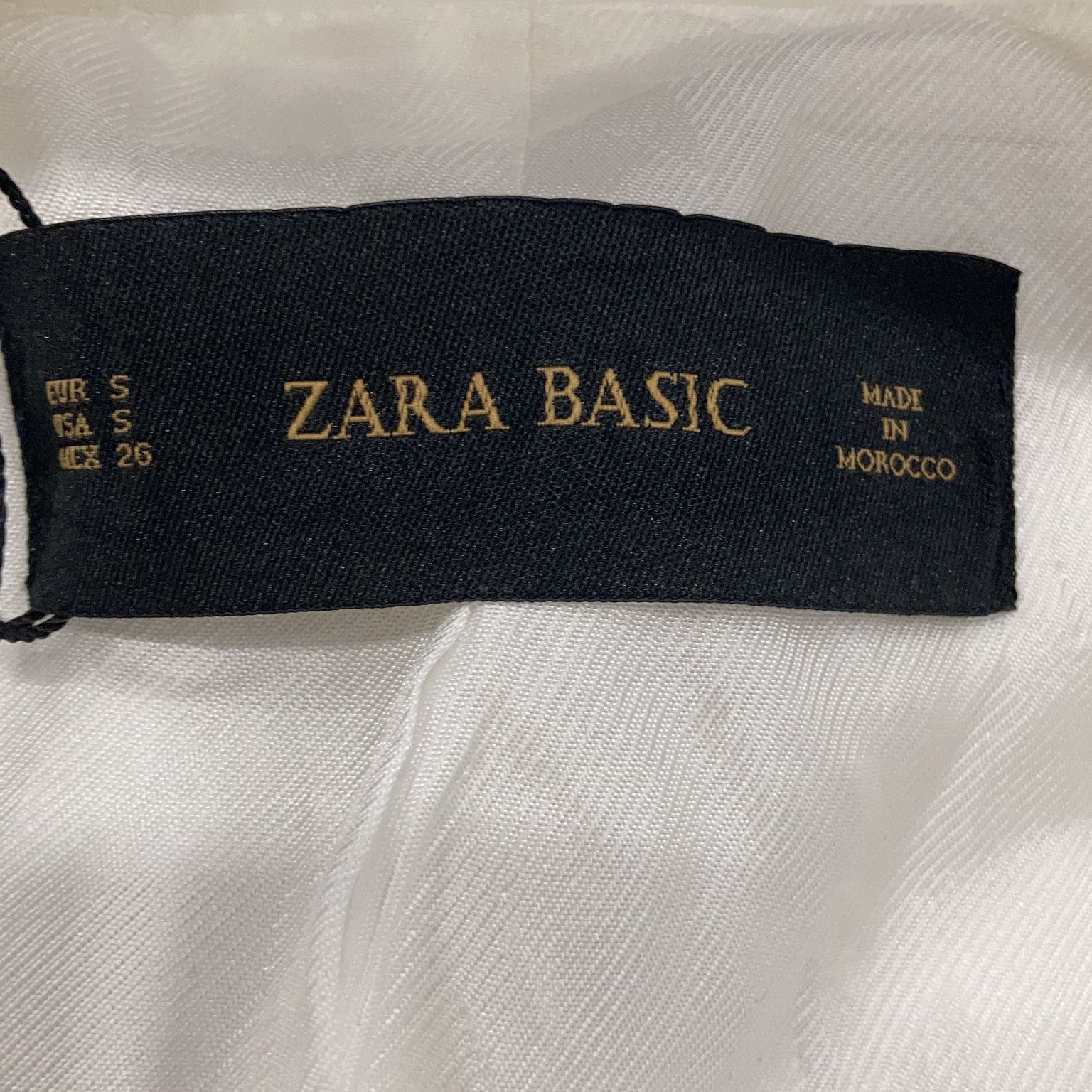 Zara Basic