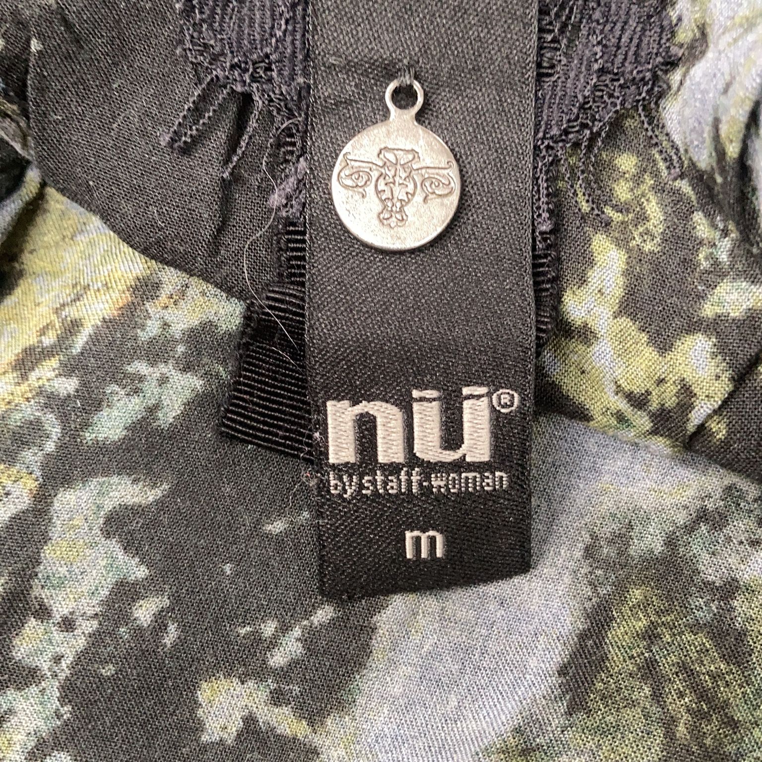 Nü by Staff-Woman