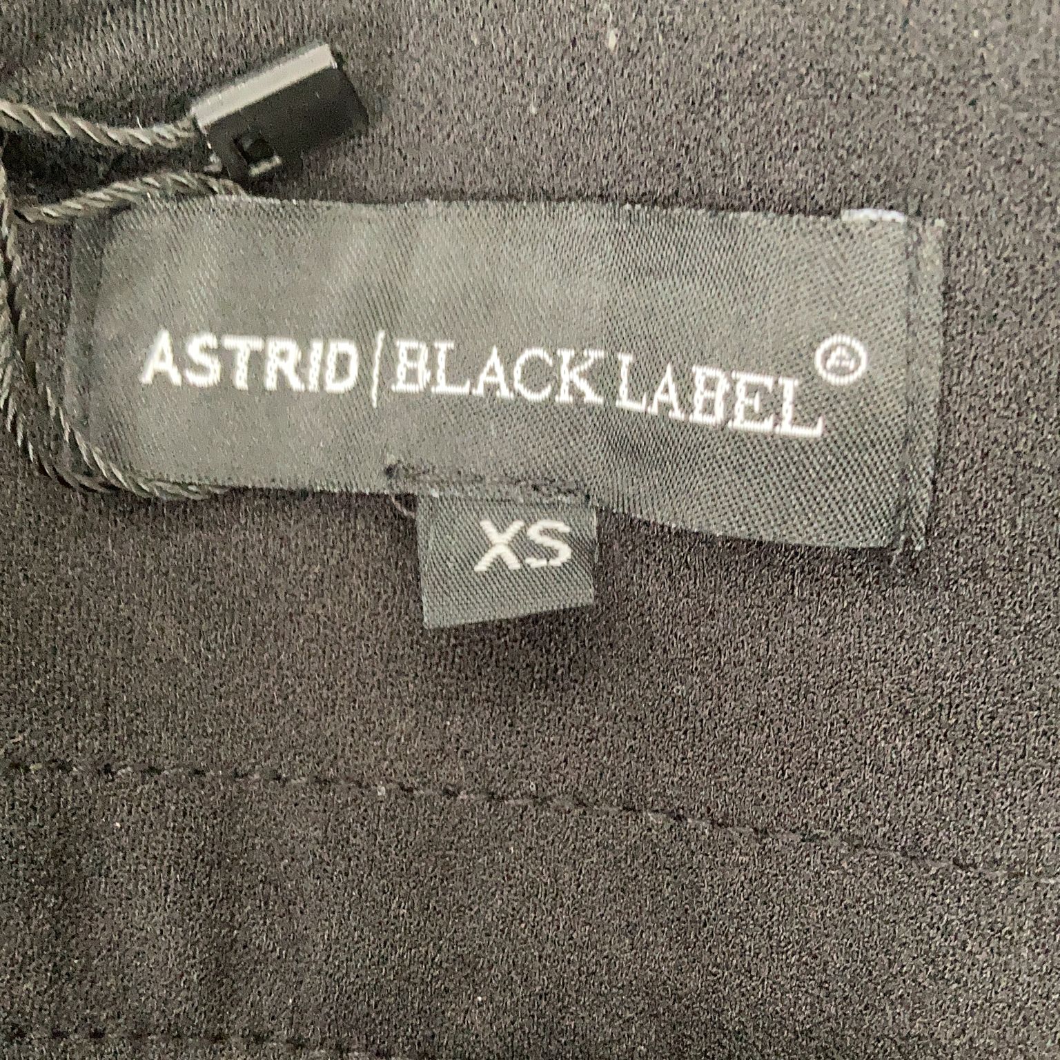 Astrid Black Label