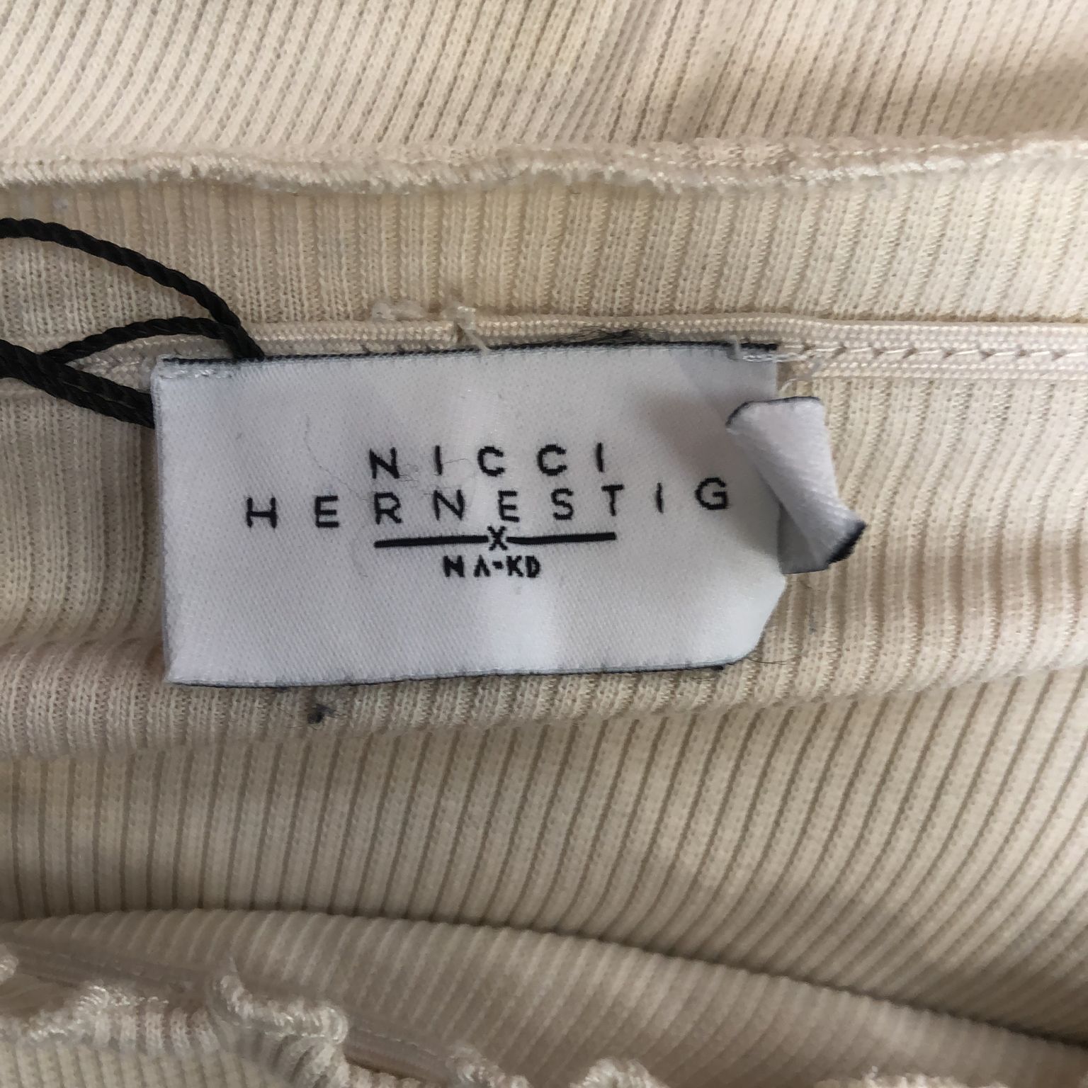 Nicci Hernestig x NA-KD