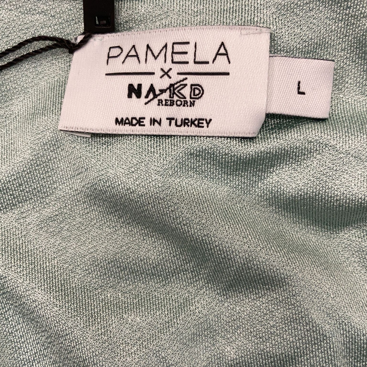 Pamela x NA-KD