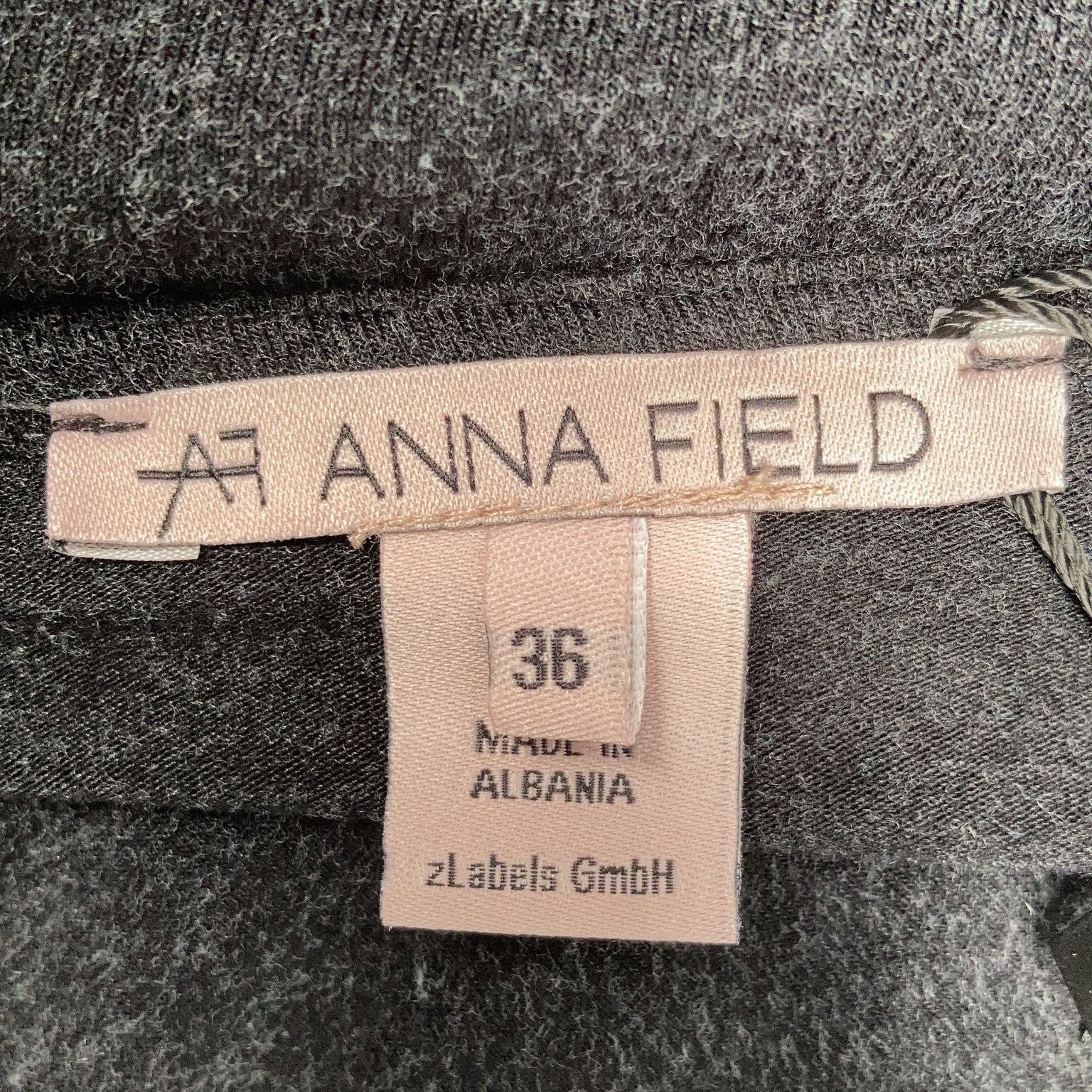 Anna Field