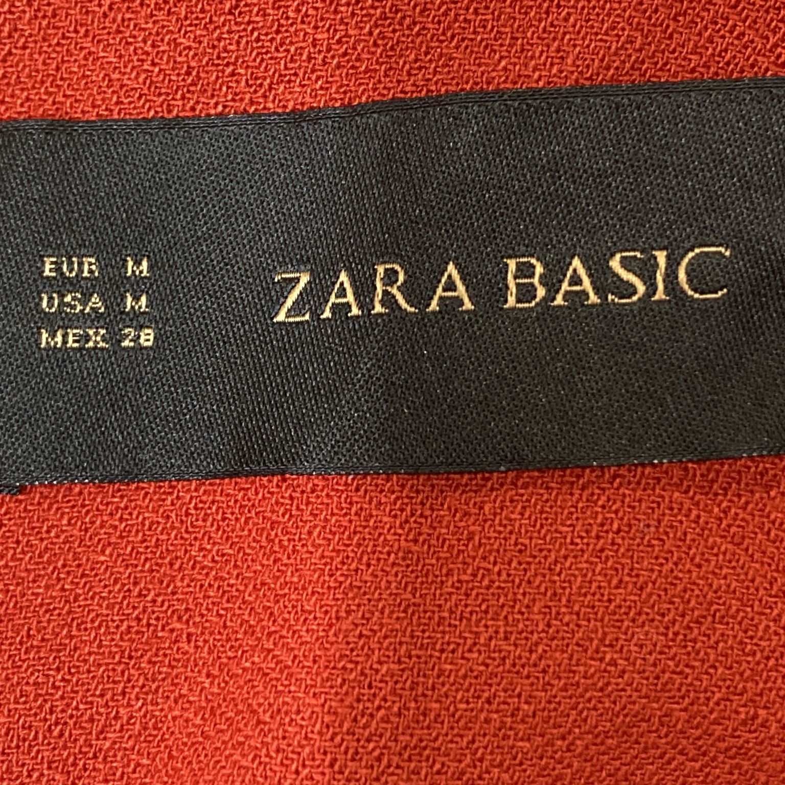 Zara Basic