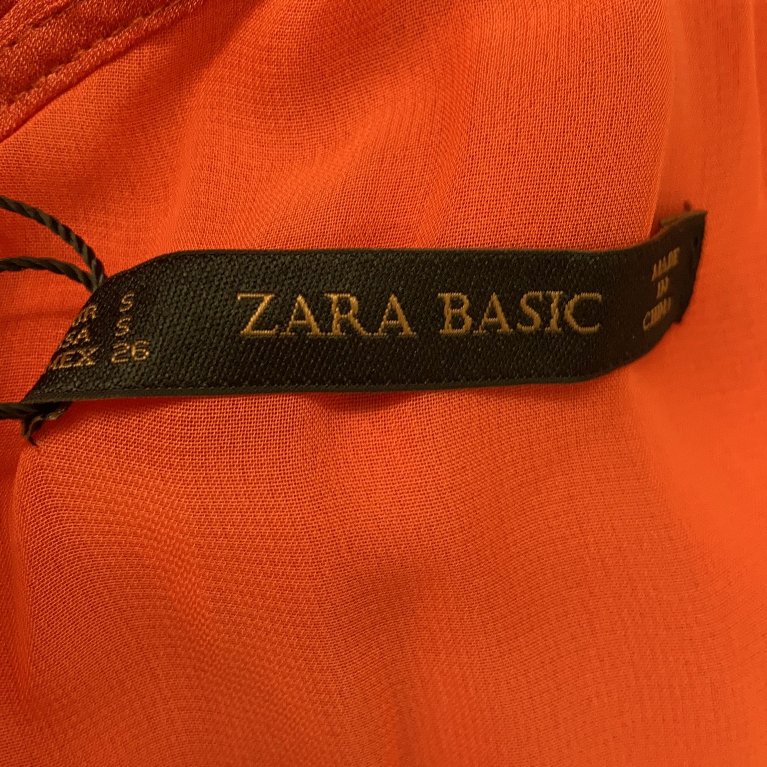 Zara Basic