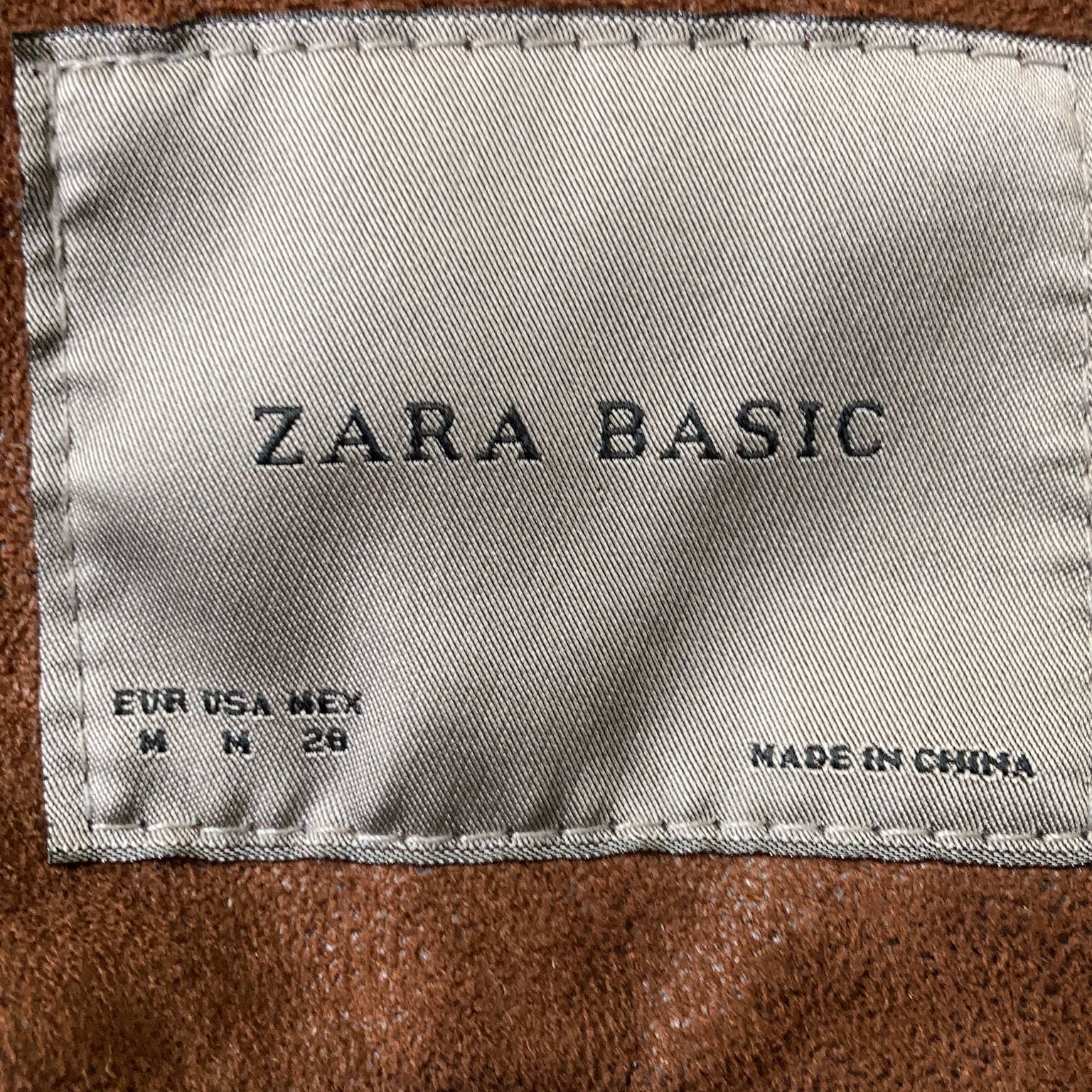 Zara Basic