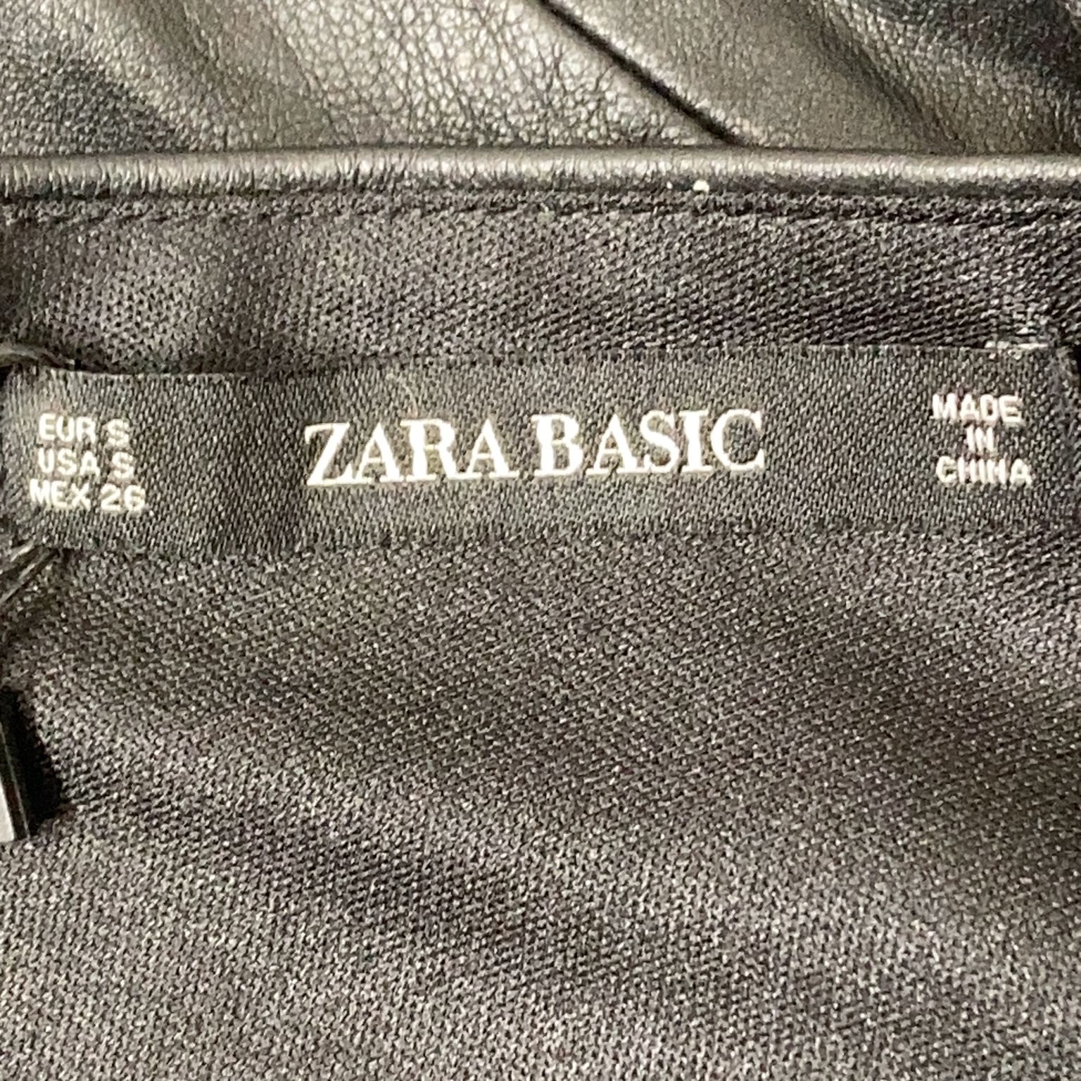 Zara Basic