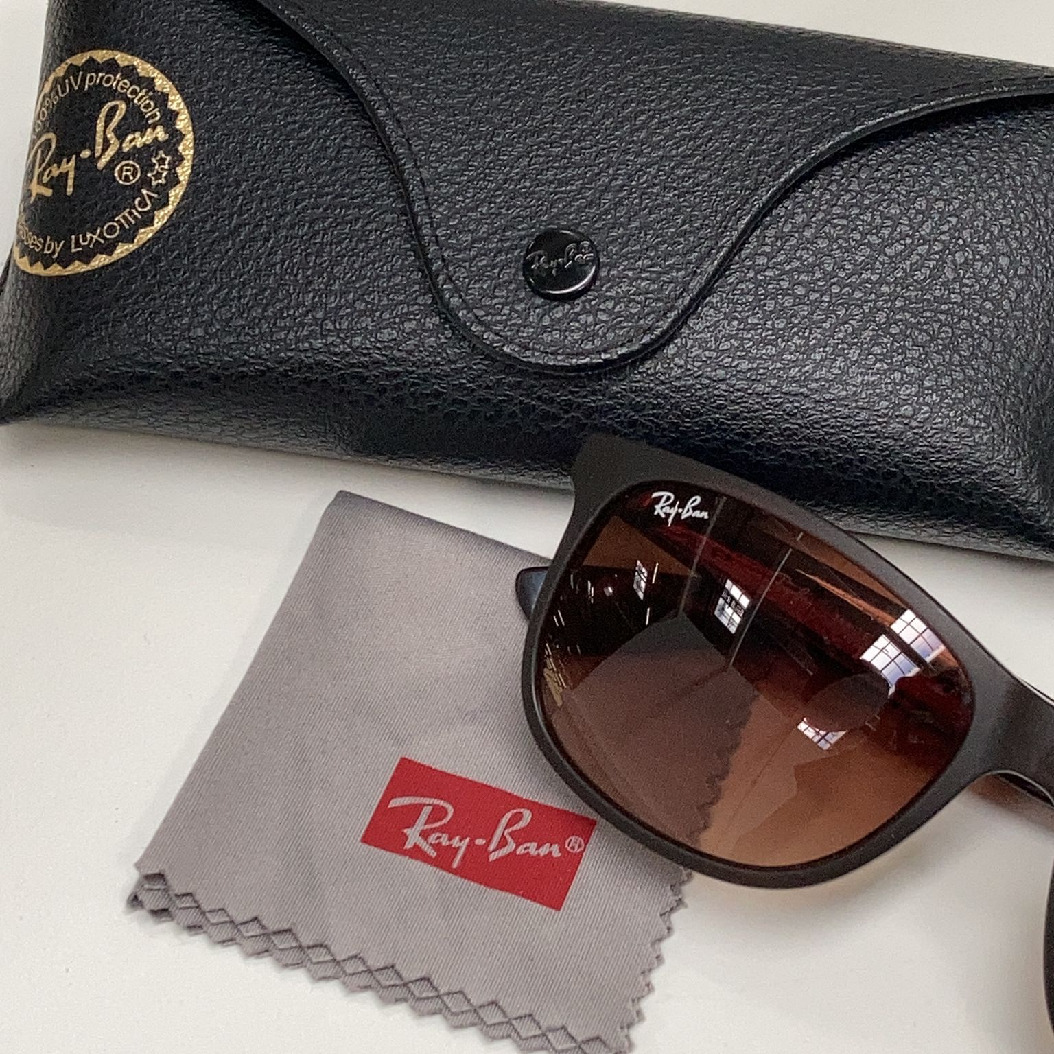 Ray-Ban