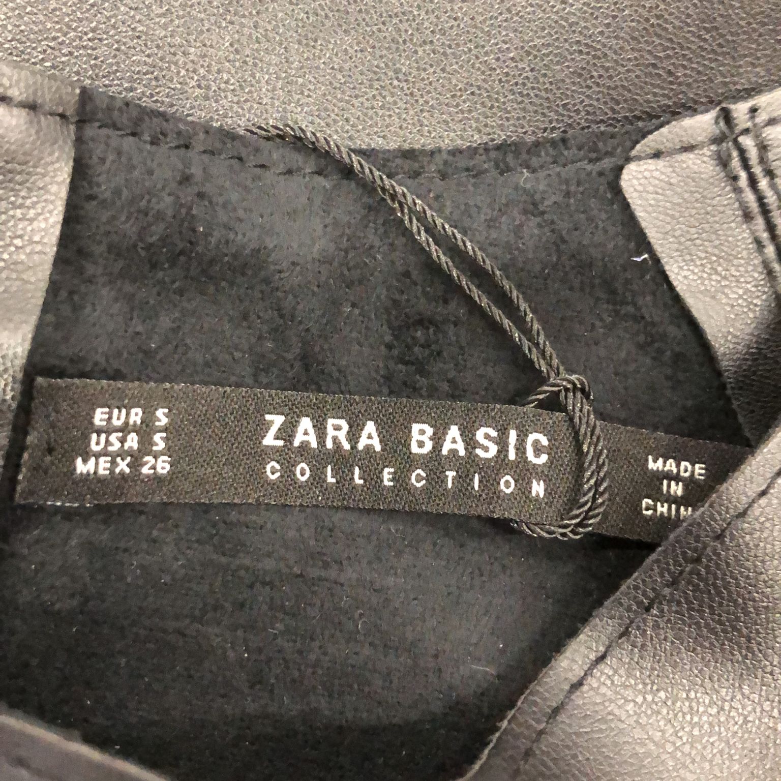 Zara Basic