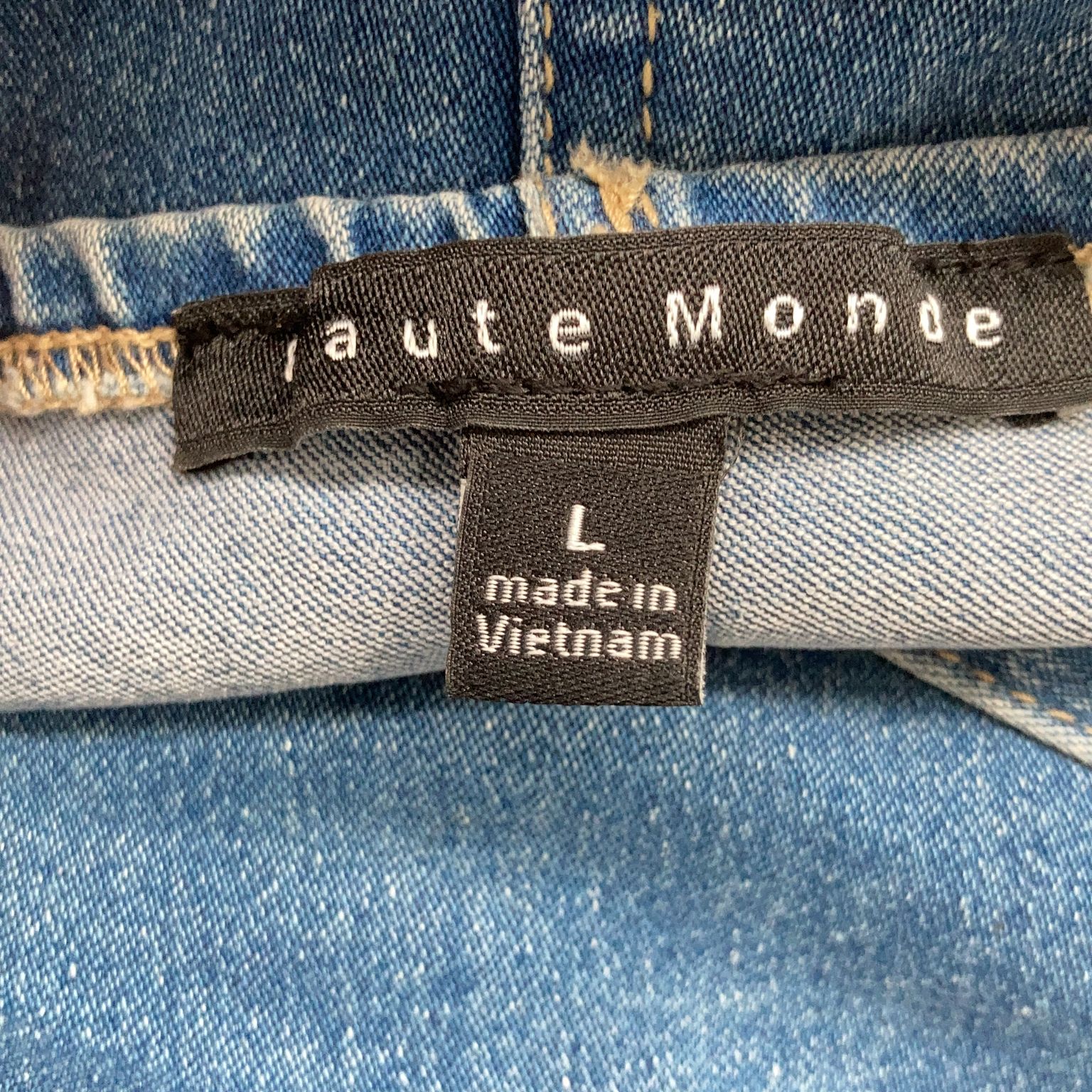 Haute Monde