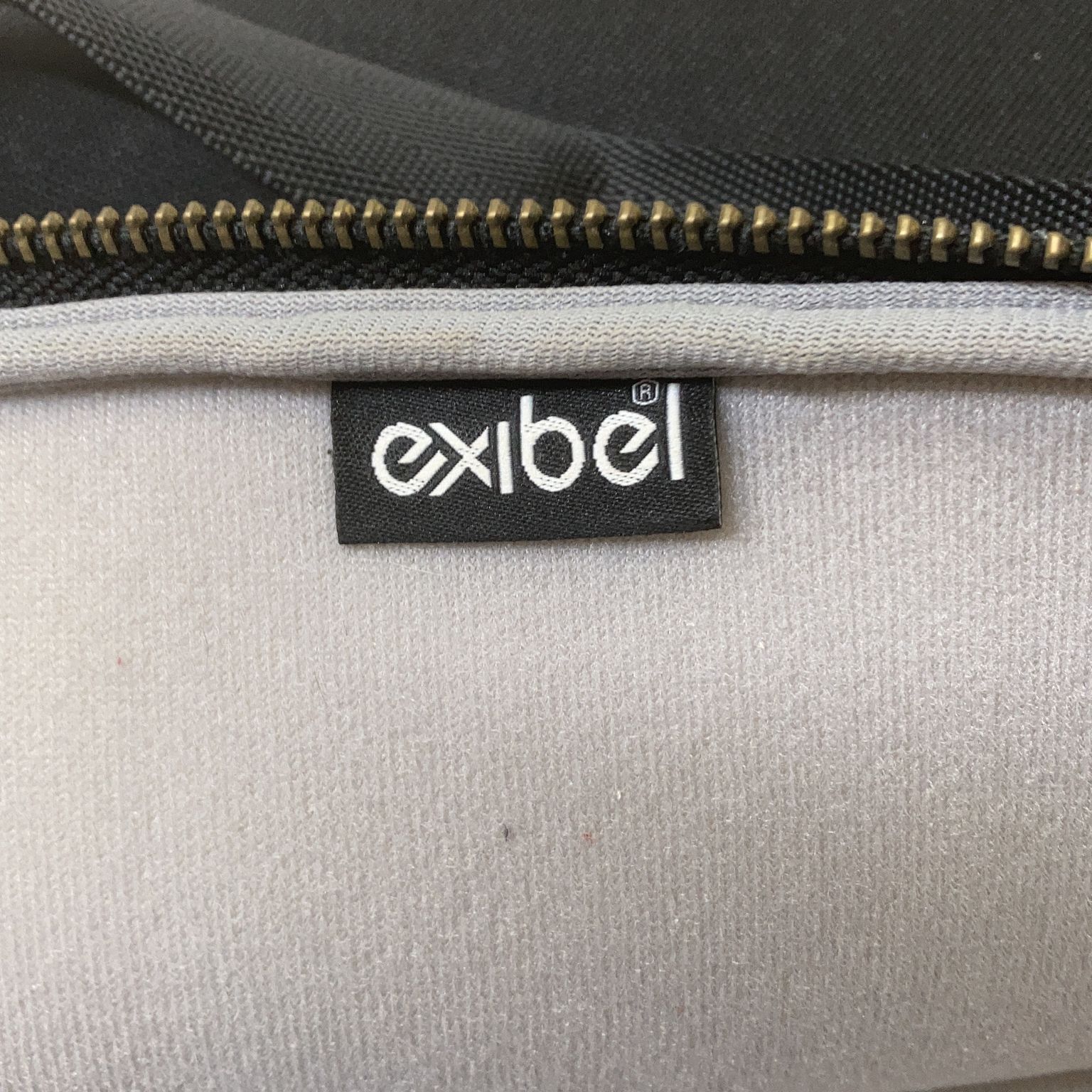 Exibel