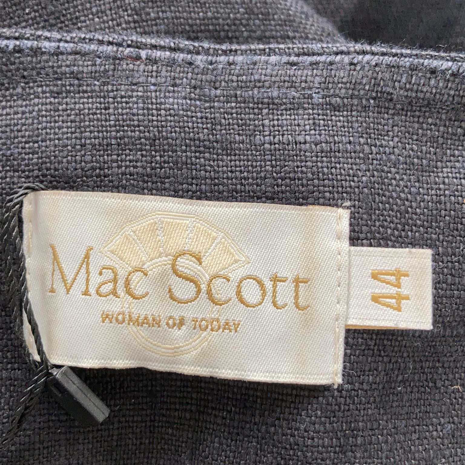 Mac Scott