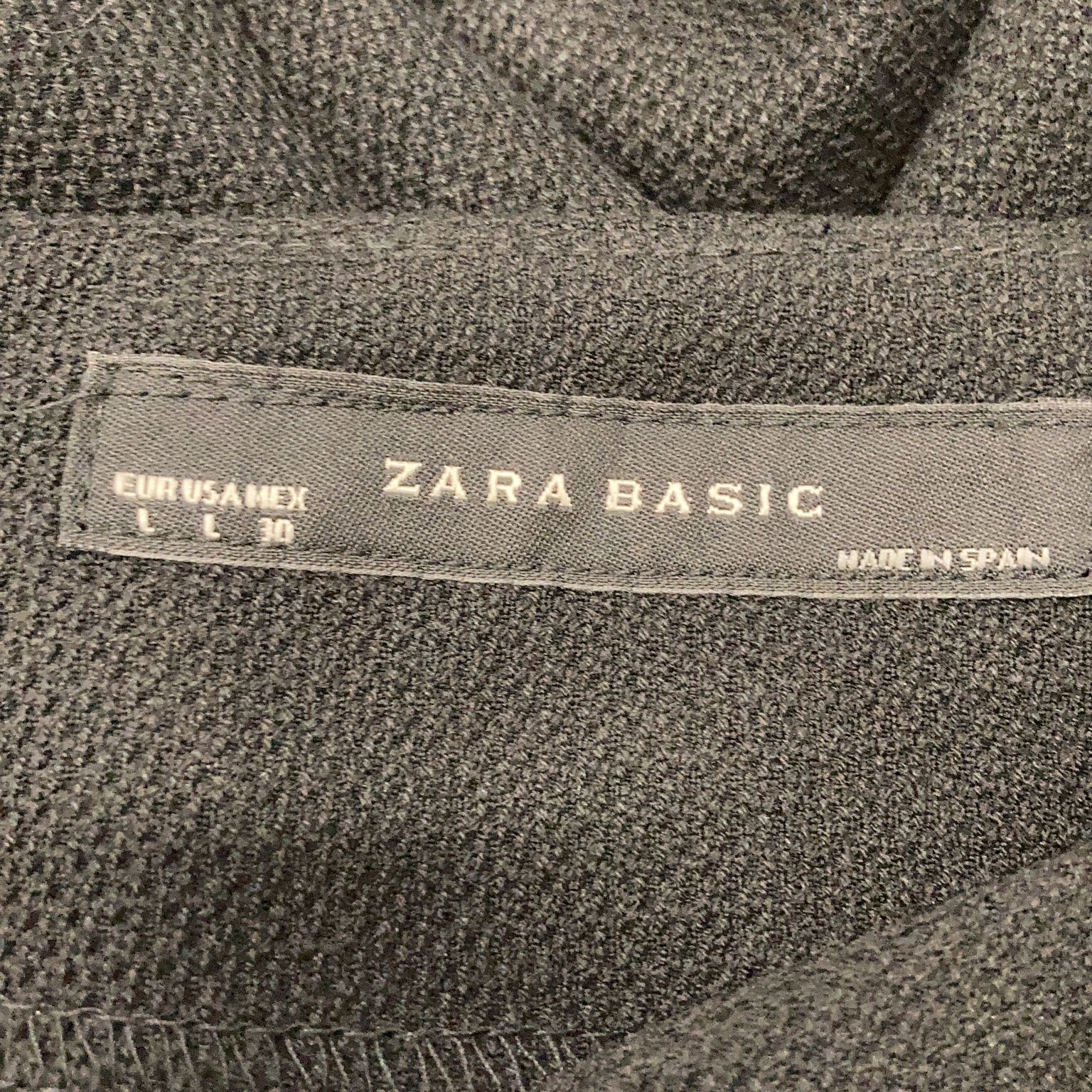 Zara Basic