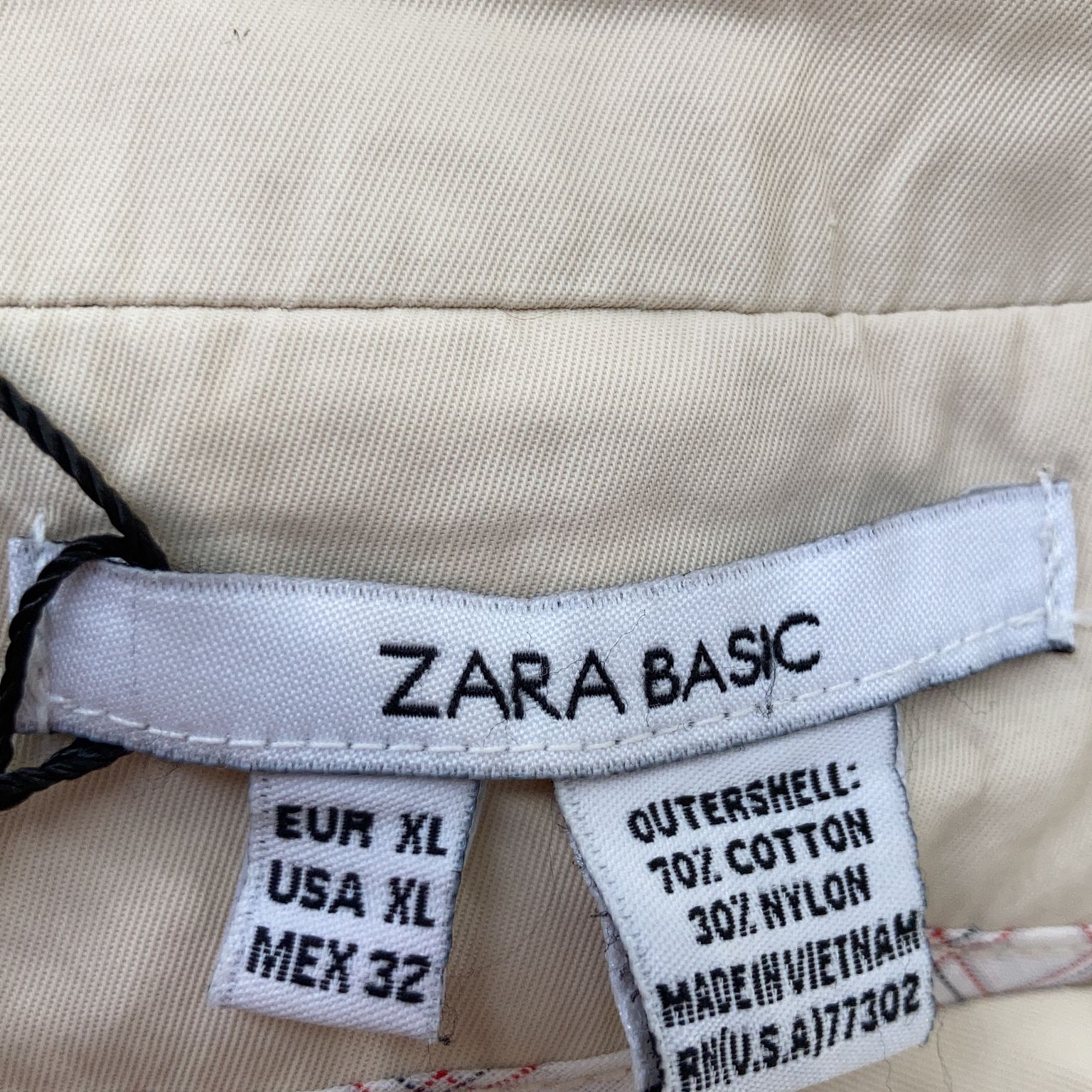 Zara Basic