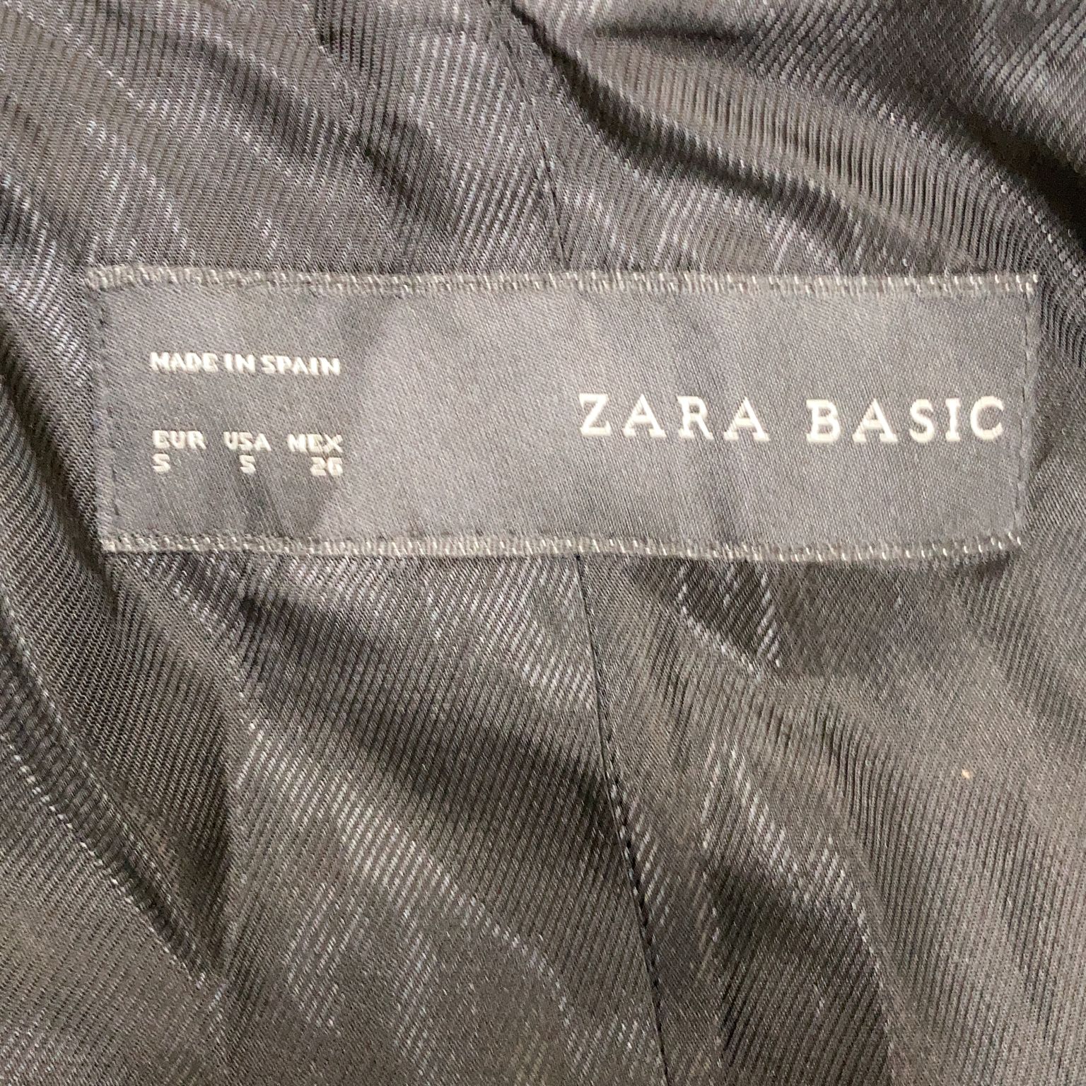 Zara Basic