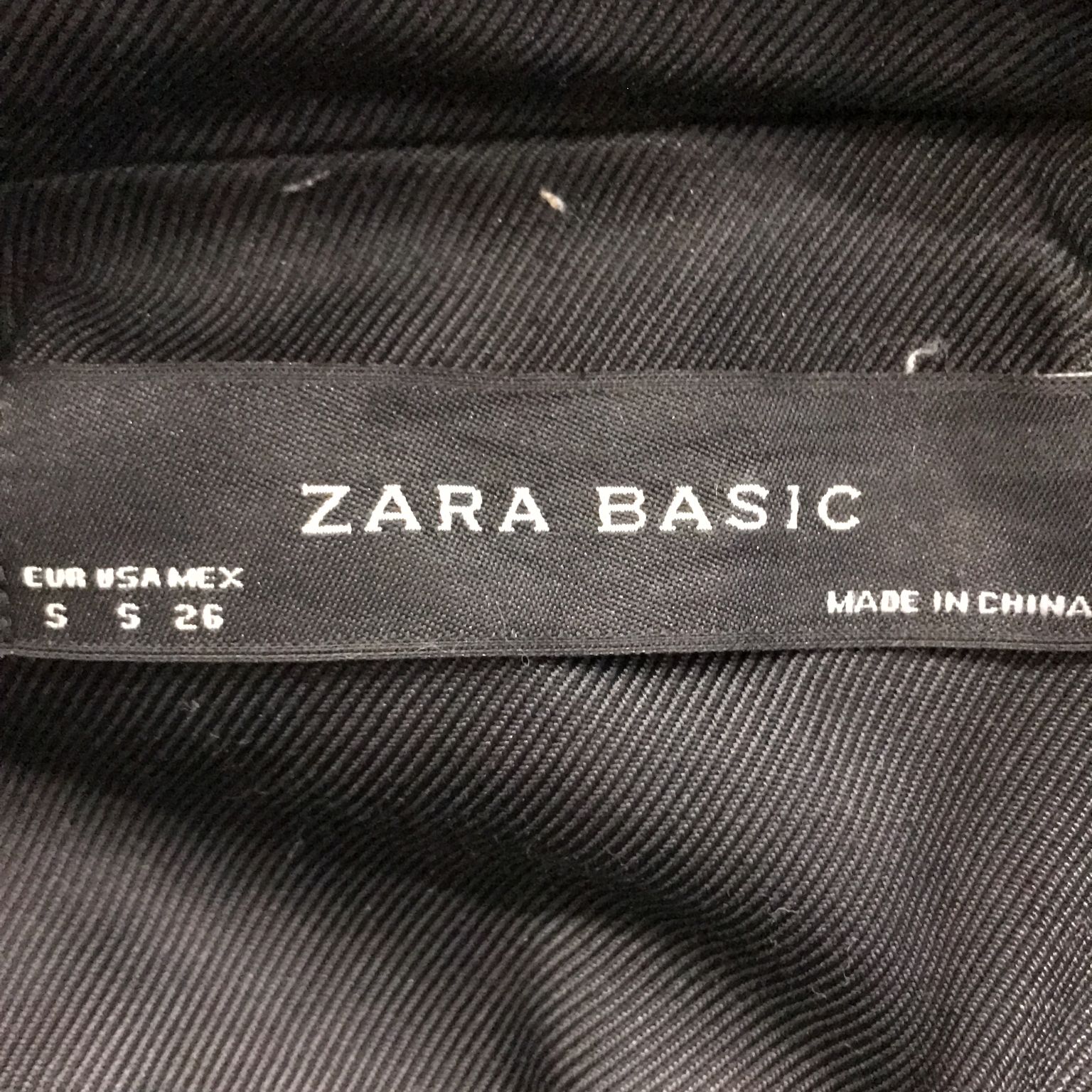 Zara Basic