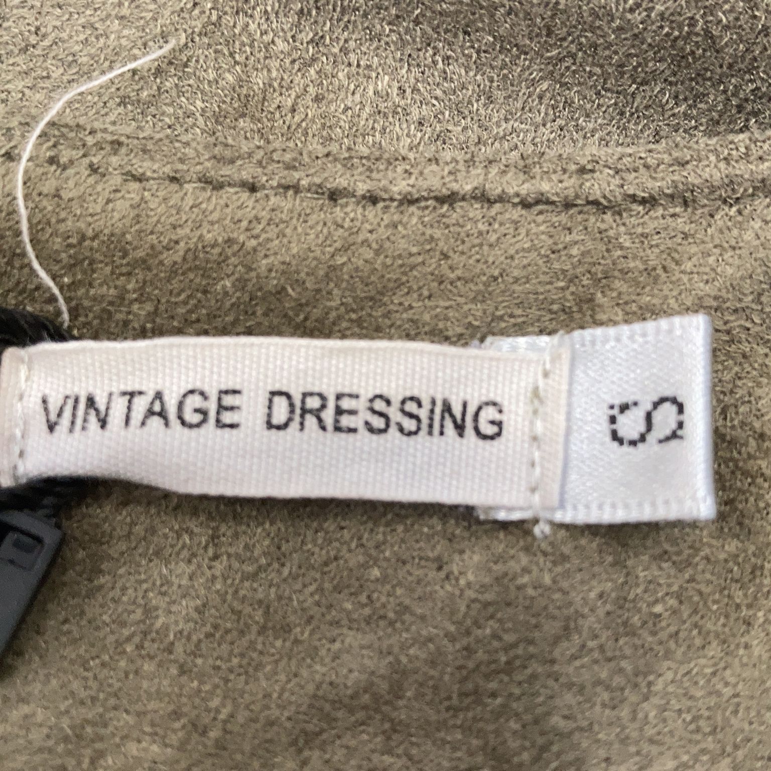 Vintage Dressing