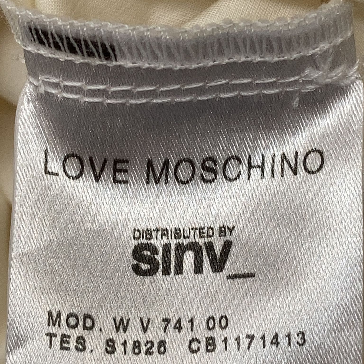 Love Moschino